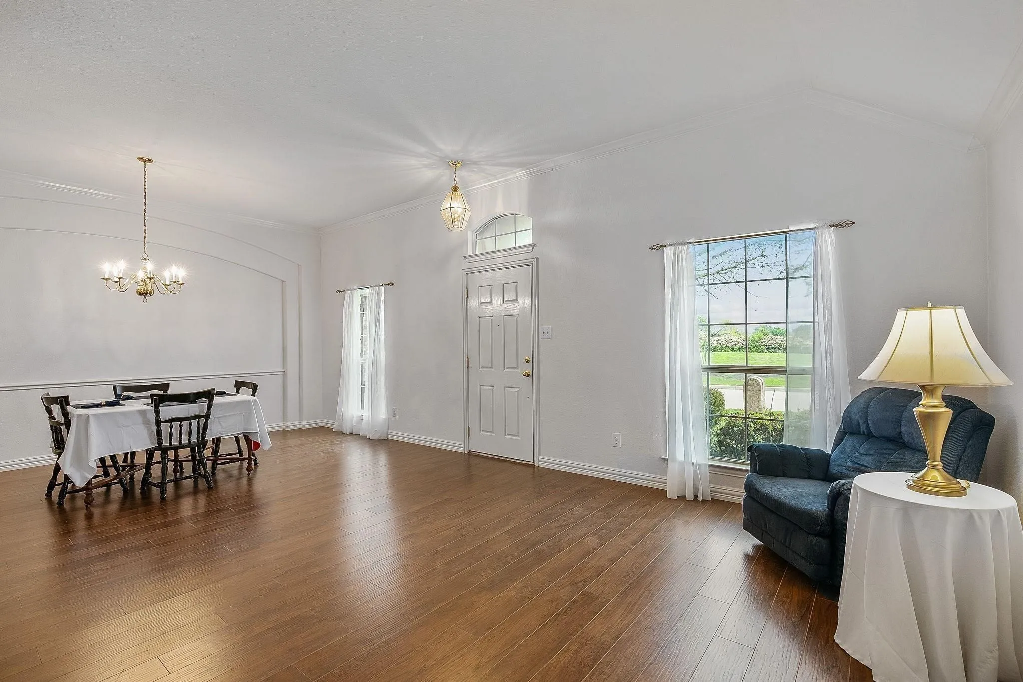 Single Family Residence For Rent in Collin County , 3404 Oleander Drive, Wylie, Texas 75098, 3 Bedroom, 2 Bathroom, 2 Garage spaces, 1,979 Sqft, built in 2002, mls#21407485, Real Estate Agent in Wylie, Homes For Rent in Collin county, Homes For Rent in Wylie, Realtor in Wylie Texas, Real Estate Brokerage Independent Realty Texas, Luminita Cordes Realtor