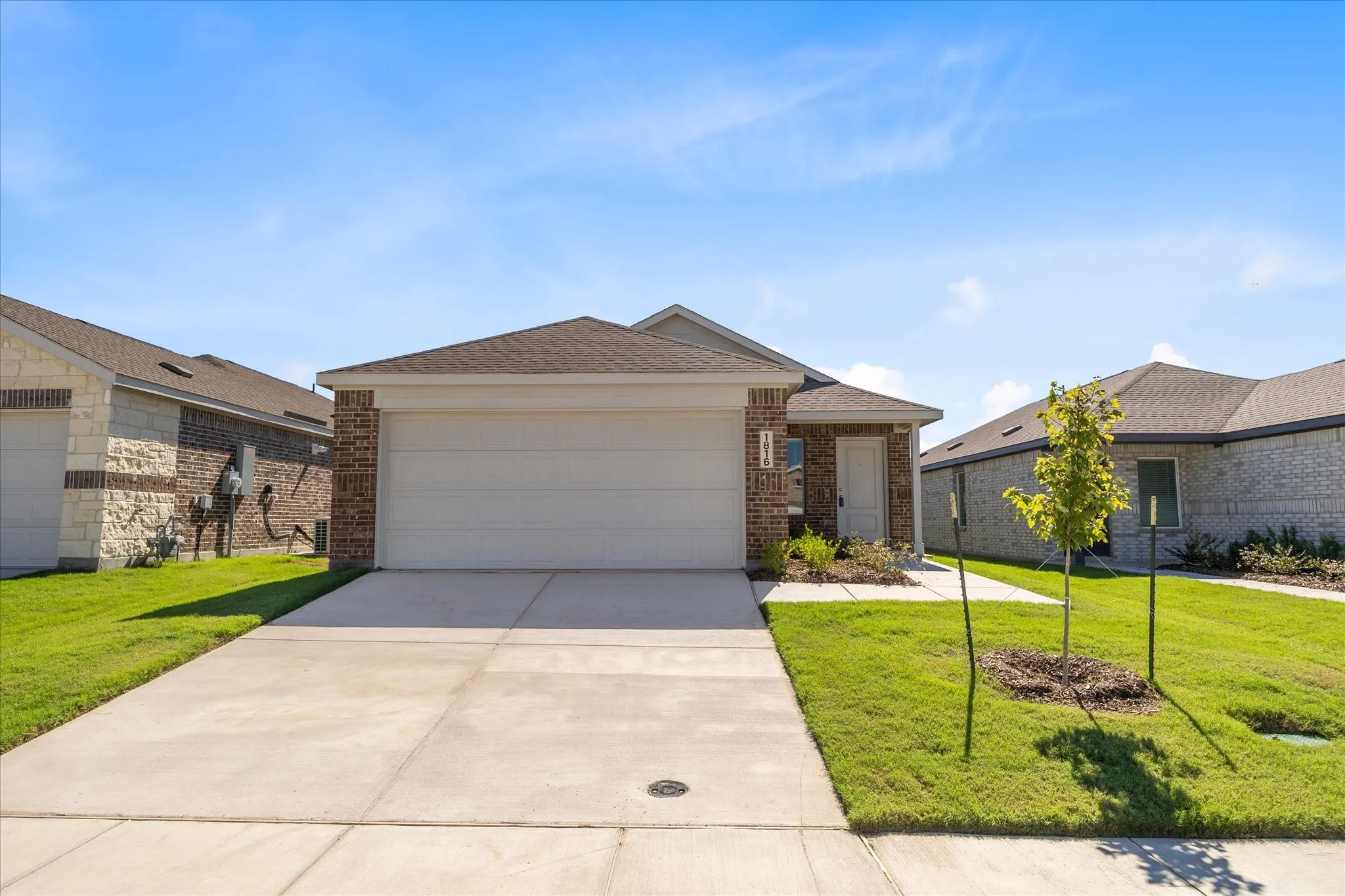 Single Family Residence For Rent