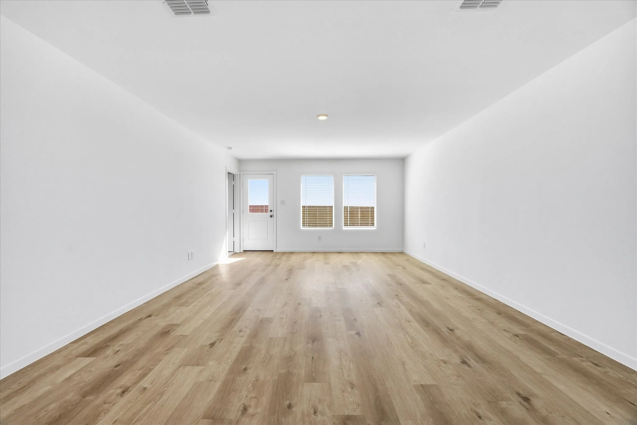 Single Family Residence For Rent in Kaufman County , 1816 Sanderling Street, Forney, Texas 75126, 4 Bedroom, 2 Bathroom, 2 Garage spaces, 1,656 Sqft, built in 2026, mls#21406864, Real Estate Agent in Forney, Homes For Rent in Kaufman county, Homes For Rent in Forney, Realtor in Forney Texas, Real Estate Brokerage Independent Realty Texas, Luminita Cordes Realtor