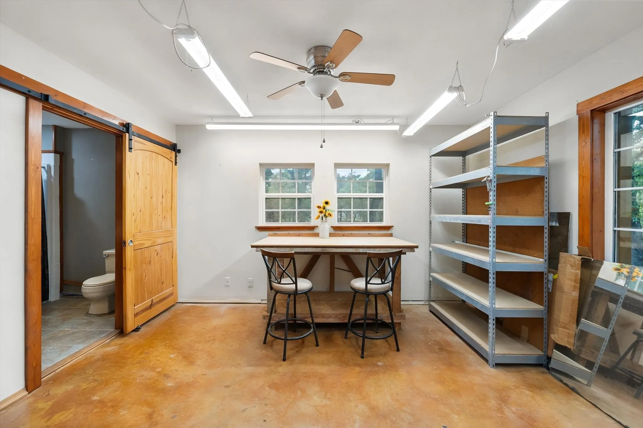 Single Family Residence For Sale in Tarrant County , 6472 Mark Drive, Burleson, Texas 76028, 1 Bedroom, 2 Bathroom, 1 Garage spaces, 1,584 Sqft, built in 2019, mls#21407424, Real Estate Agent in Burleson, Homes For Sale in Tarrant county, Homes For Sale in Burleson, Realtor in Burleson Texas, Real Estate Brokerage Independent Realty Texas, Luminita Cordes Realtor