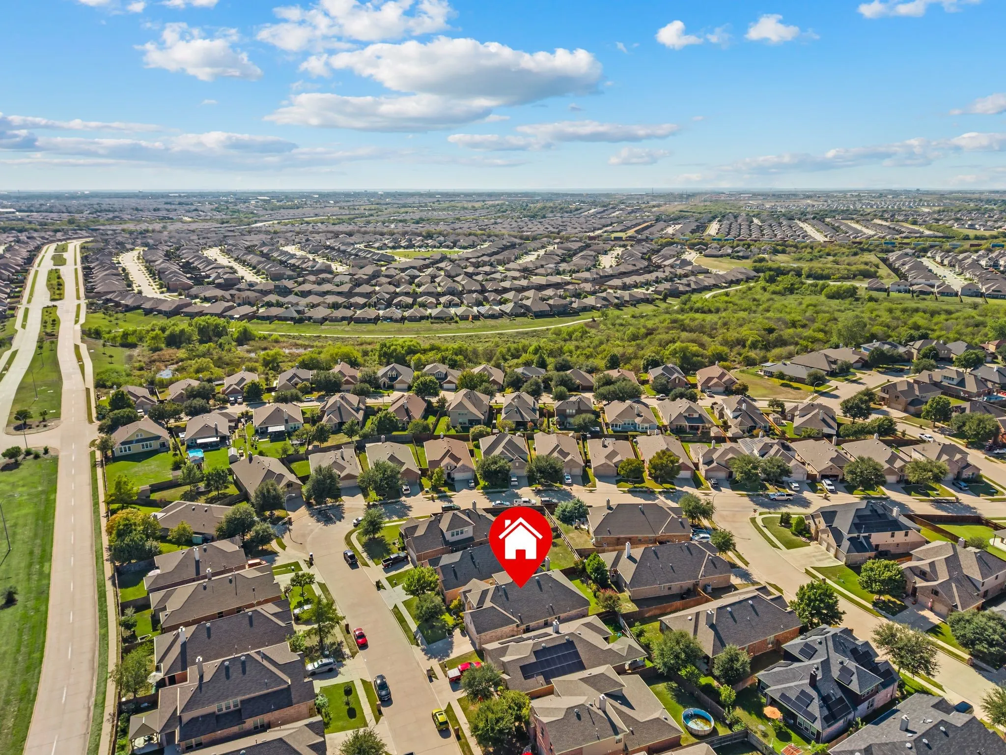 Single Family Residence For Sale in Tarrant County , 613 Ricochet Drive, Fort Worth, Texas 76131, 3 Bedroom, 3 Bathroom, 2 Garage spaces, 2,474 Sqft, built in 2013, mls#21392893, Real Estate Agent in Fort Worth, Homes For Sale in Tarrant county, Homes For Sale in Fort Worth, Realtor in Fort Worth Texas, Real Estate Brokerage Independent Realty Texas, Luminita Cordes Realtor