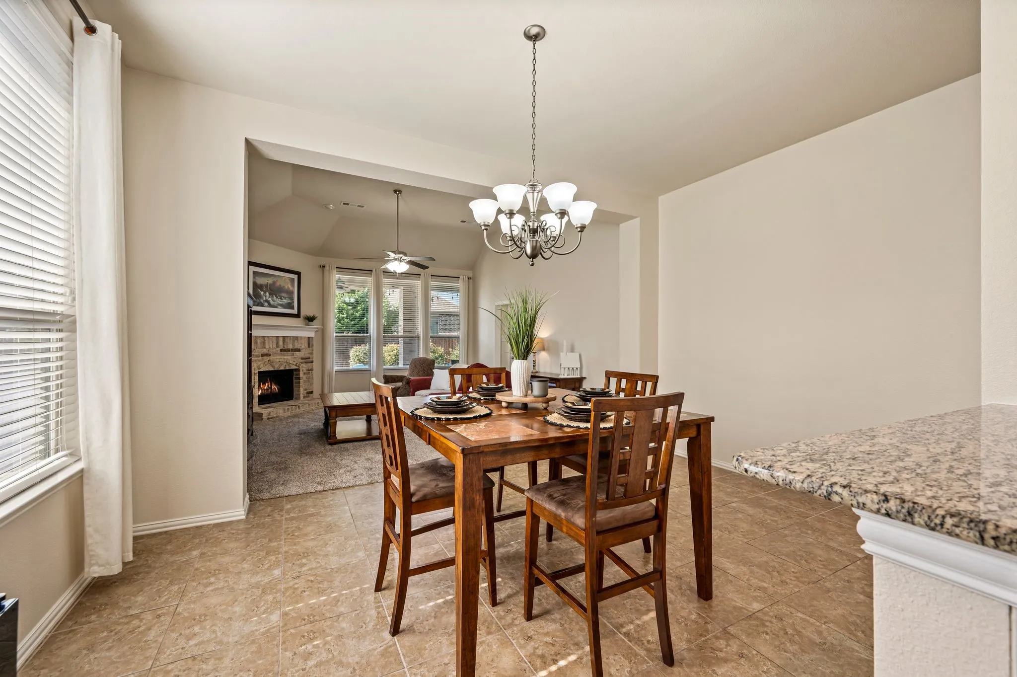 Single Family Residence For Sale in Tarrant County , 613 Ricochet Drive, Fort Worth, Texas 76131, 3 Bedroom, 3 Bathroom, 2 Garage spaces, 2,474 Sqft, built in 2013, mls#21392893, Real Estate Agent in Fort Worth, Homes For Sale in Tarrant county, Homes For Sale in Fort Worth, Realtor in Fort Worth Texas, Real Estate Brokerage Independent Realty Texas, Luminita Cordes Realtor