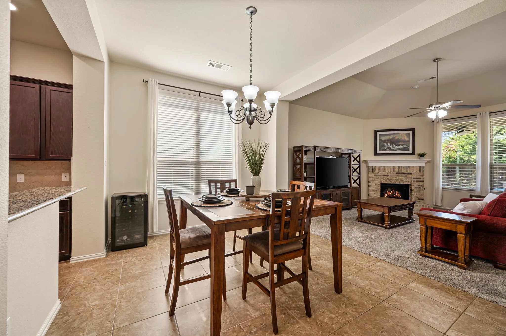Single Family Residence For Sale in Tarrant County , 613 Ricochet Drive, Fort Worth, Texas 76131, 3 Bedroom, 3 Bathroom, 2 Garage spaces, 2,474 Sqft, built in 2013, mls#21392893, Real Estate Agent in Fort Worth, Homes For Sale in Tarrant county, Homes For Sale in Fort Worth, Realtor in Fort Worth Texas, Real Estate Brokerage Independent Realty Texas, Luminita Cordes Realtor