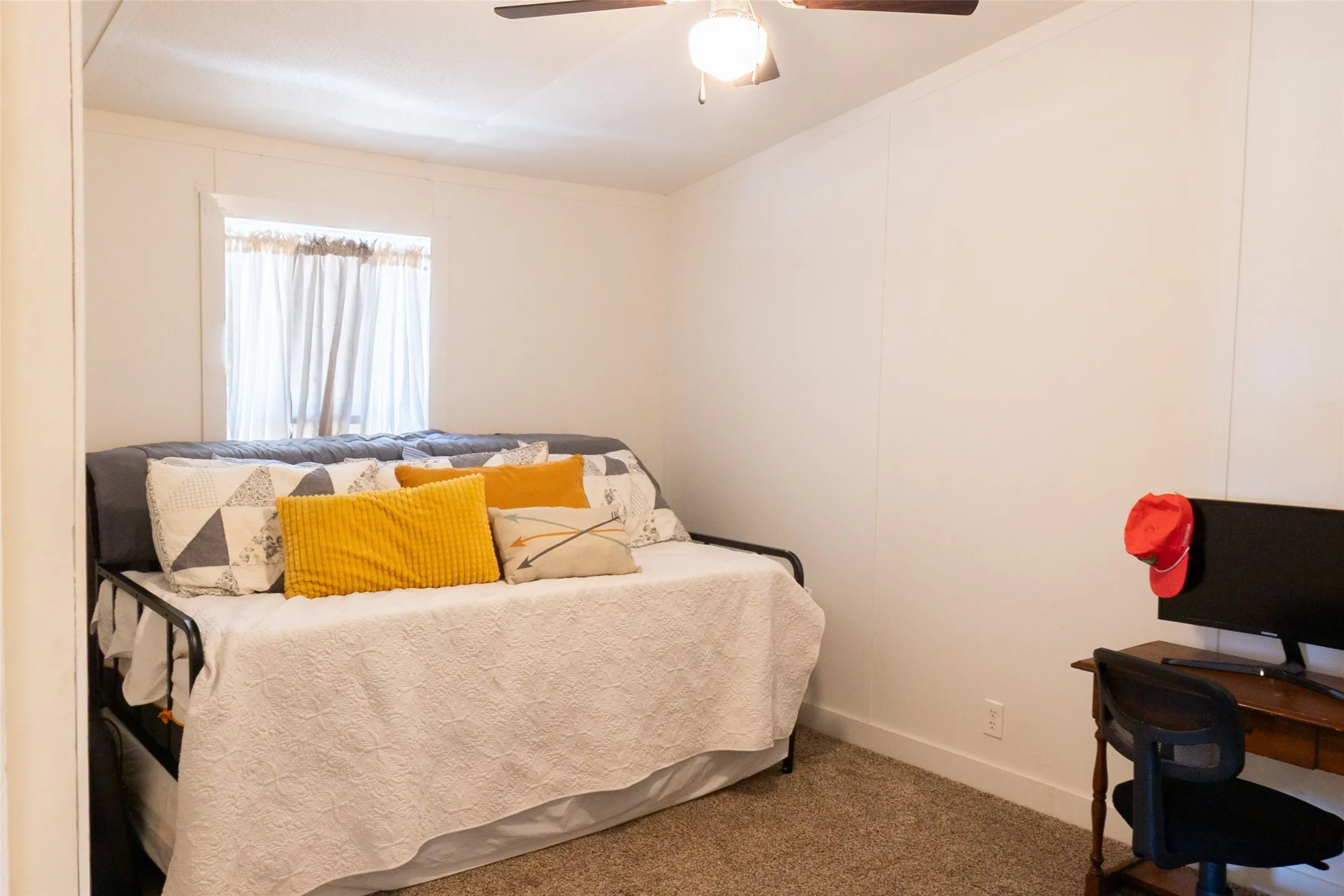Third Bedroom is 13' x 9'!