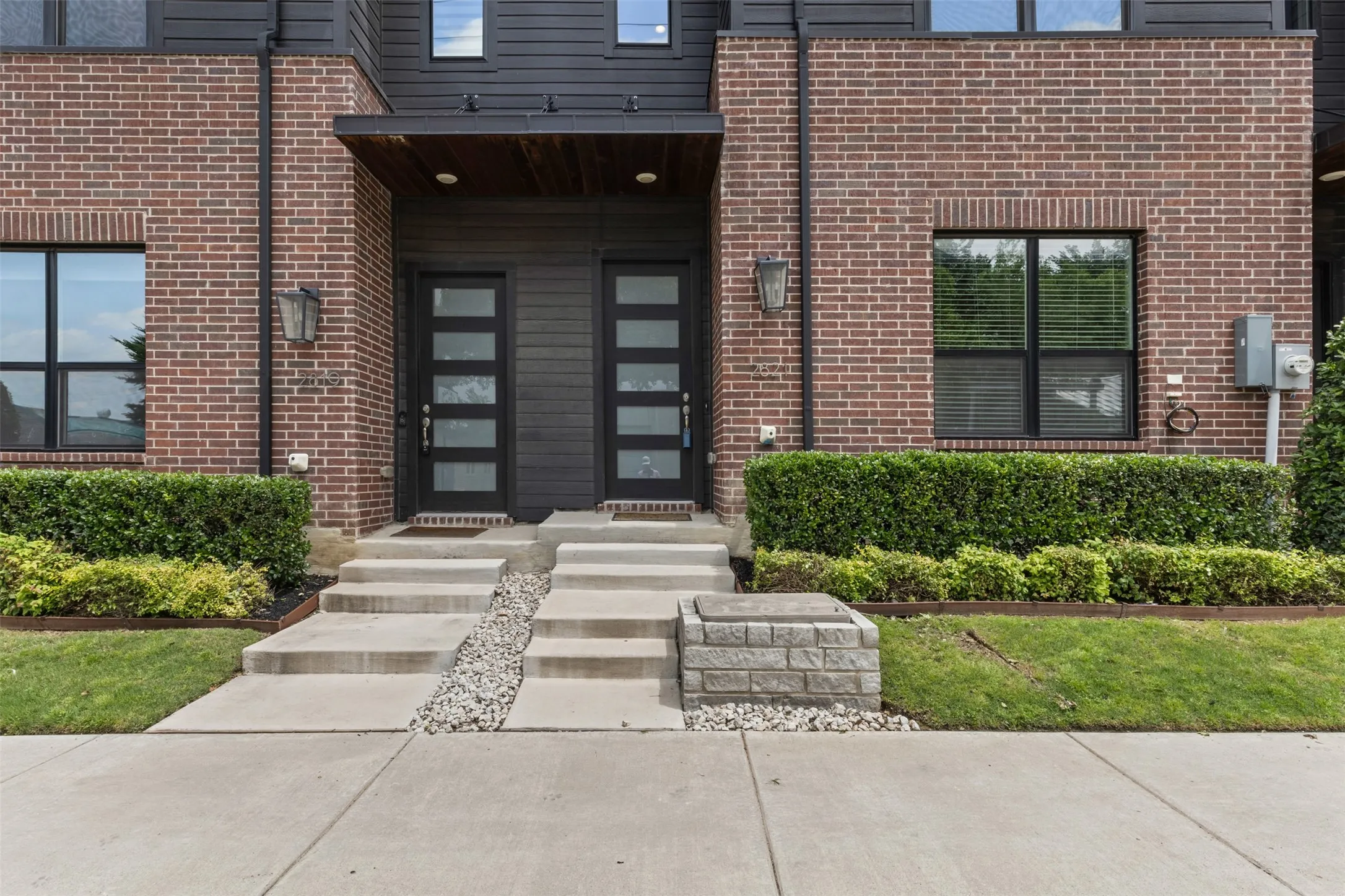 Single Family Residence For Sale