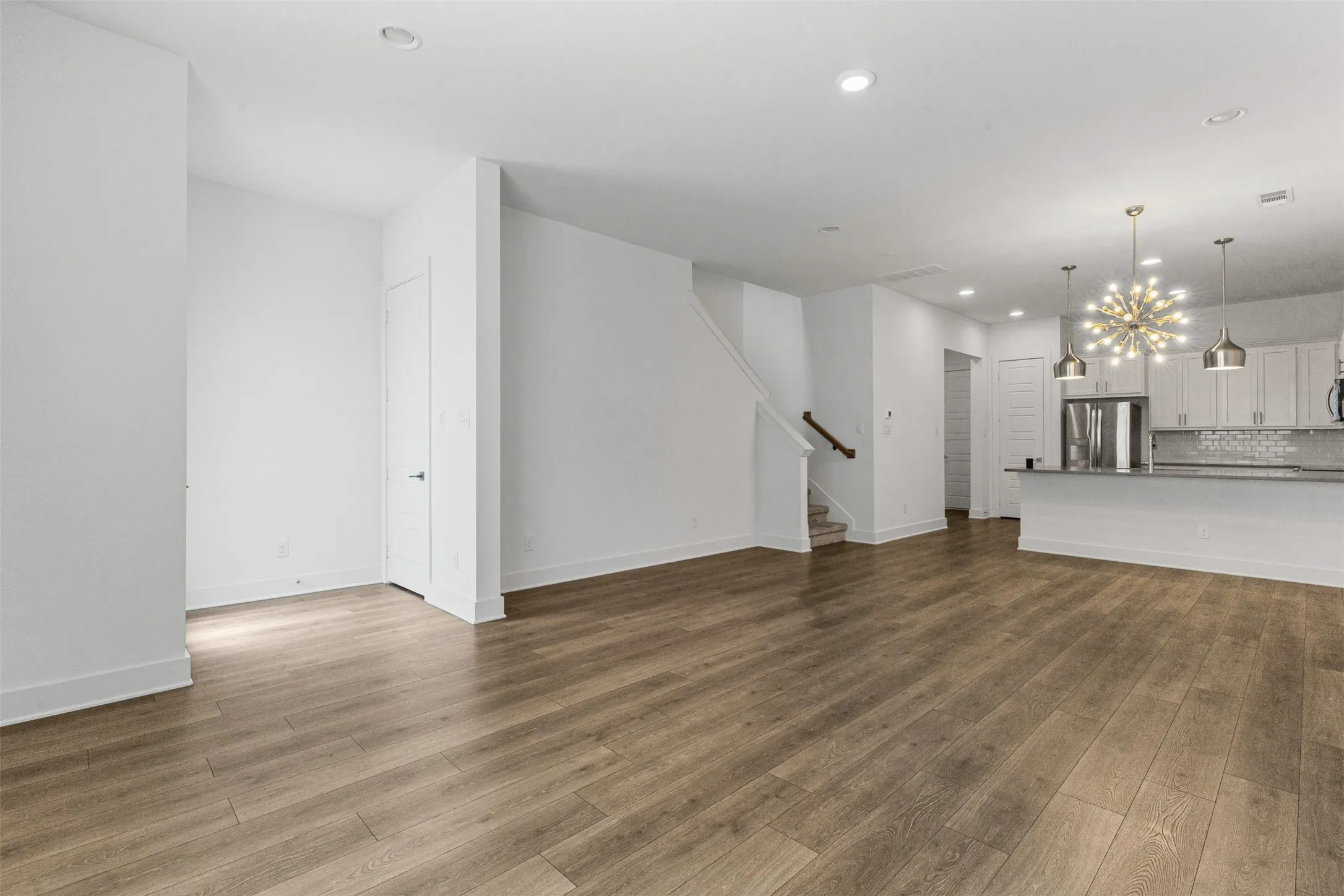 Single Family Residence For Sale in Tarrant County , 2821 Stanley Avenue, Fort Worth, Texas 76110, 3 Bedroom, 3 Bathroom, 2 Garage spaces, 1,902 Sqft, built in 2020, mls#21406132, Real Estate Agent in Fort Worth, Homes For Sale in Tarrant county, Homes For Sale in Fort Worth, Realtor in Fort Worth Texas, Real Estate Brokerage Independent Realty Texas, Luminita Cordes Realtor