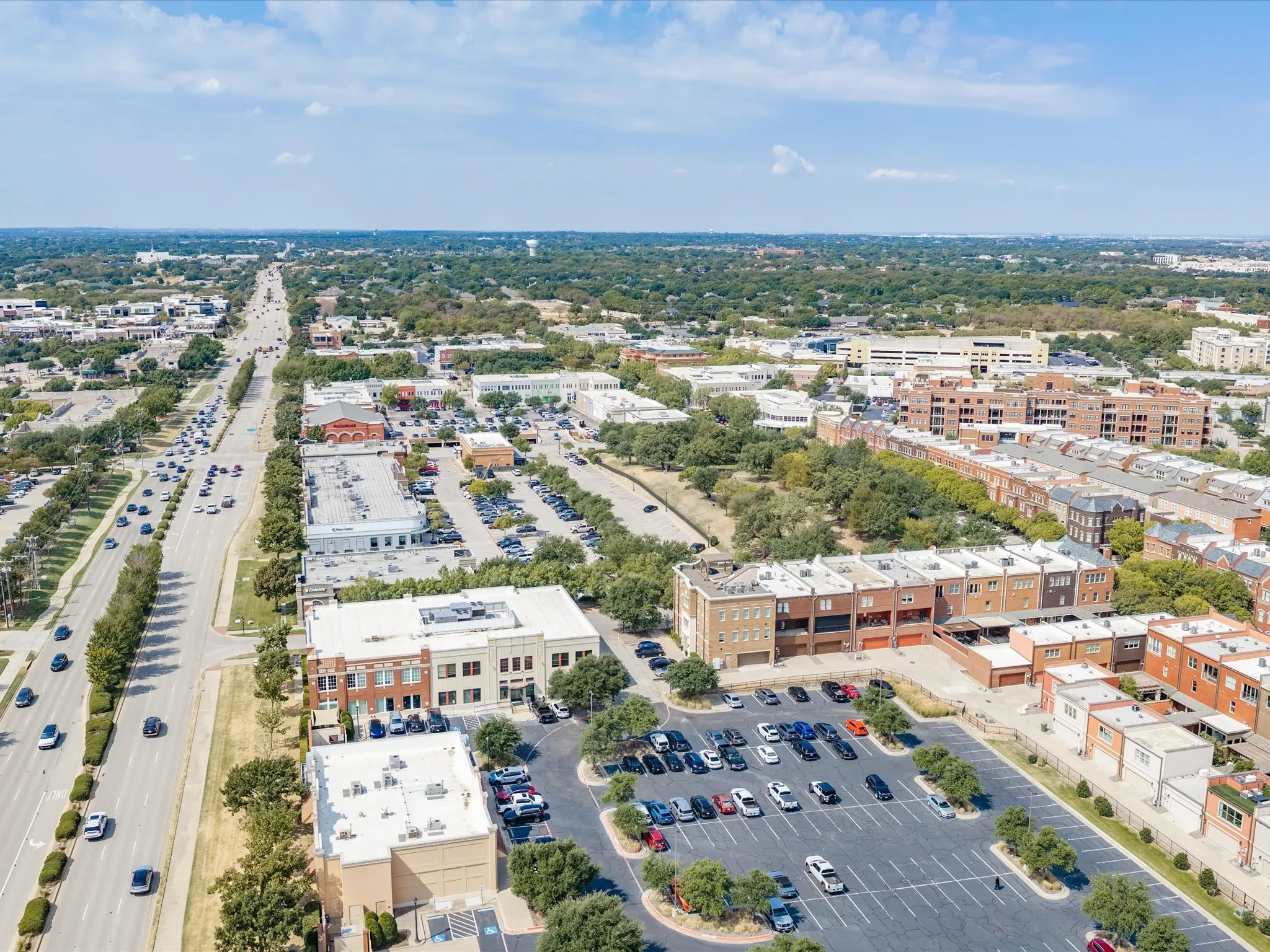 Townhouse For Rent in Tarrant County , 163 Summit Avenue, Southlake, Texas 76092, 3 Bedroom, 4 Bathroom, 2 Garage spaces, 2,902 Sqft, built in 2005, mls#21407216, Real Estate Agent in Southlake, Homes For Rent in Tarrant county, Homes For Rent in Southlake, Realtor in Southlake Texas, Real Estate Brokerage Independent Realty Texas, Luminita Cordes Realtor