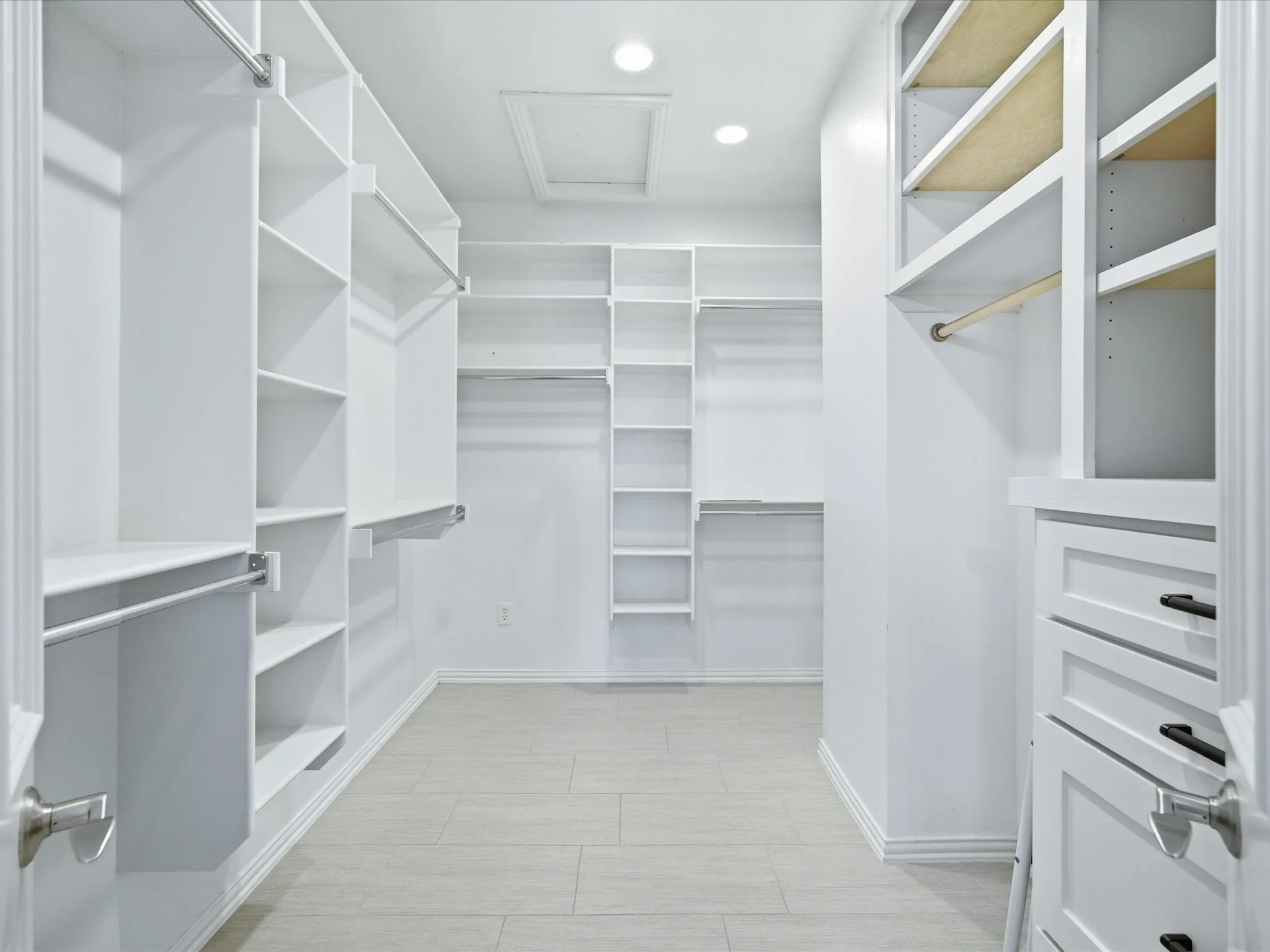 PRIMARY BEDROOM PRIMARY CLOSET....