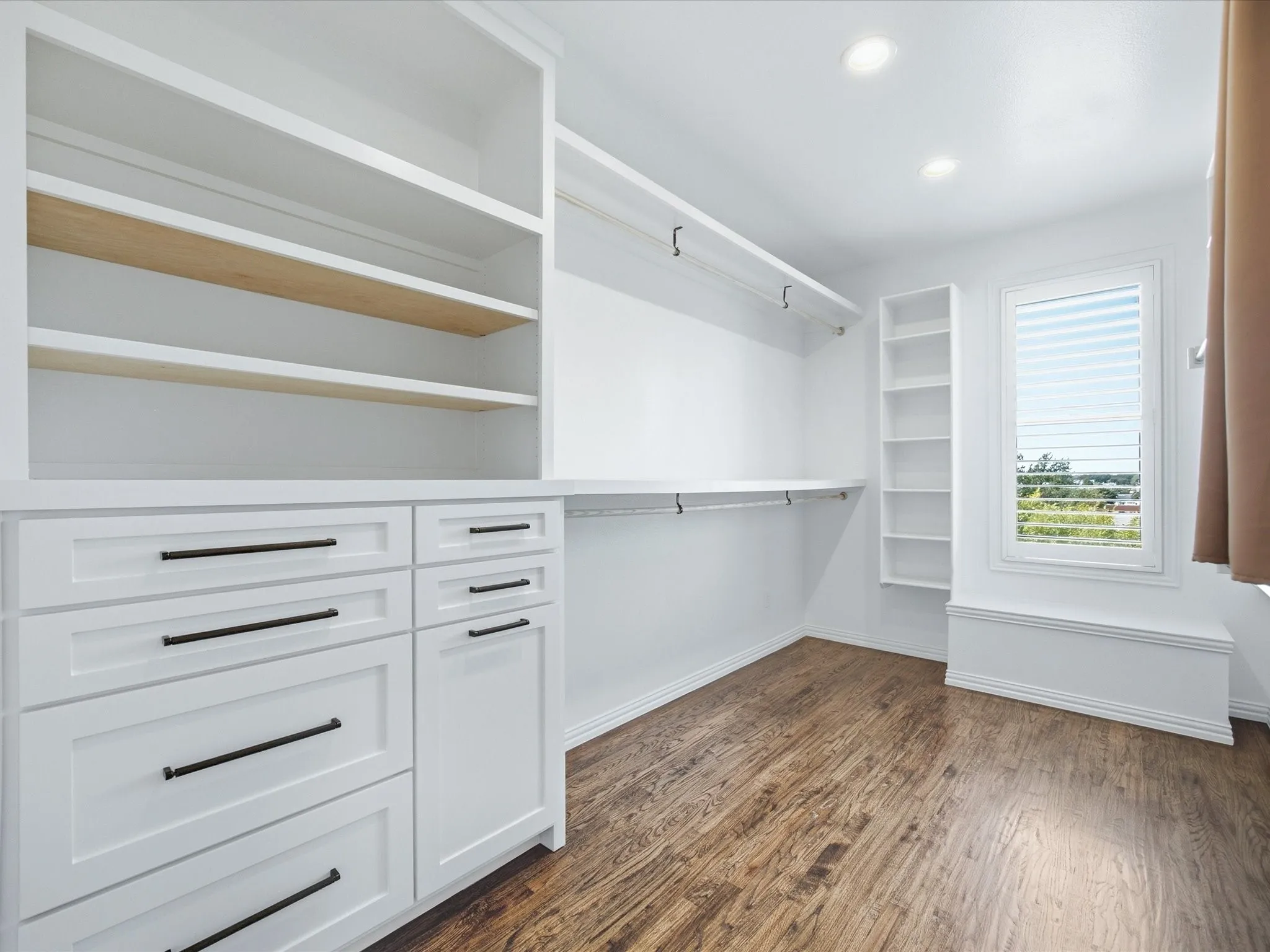 PRIARY BEDROOM 2ND CLOSET....