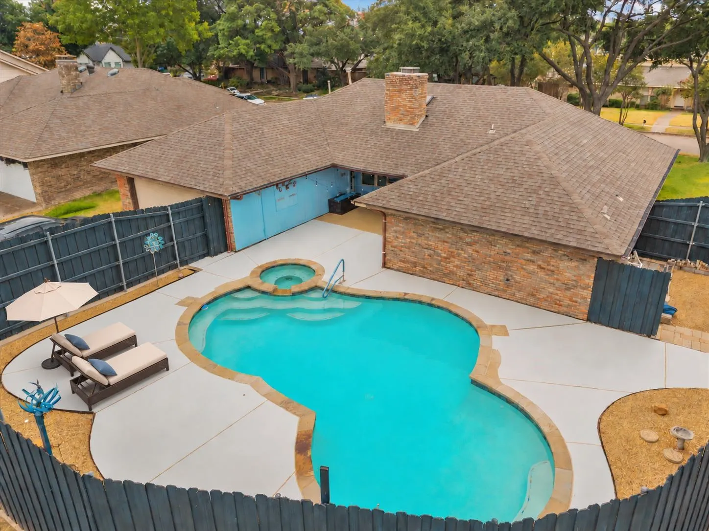 Single Family Residence For Sale in Dallas County , 1919 Baylor Drive, Richardson, Texas 75081, 3 Bedroom, 2 Bathroom, 2 Garage spaces, 1,942 Sqft, built in 1977, mls#21404968, Real Estate Agent in Richardson, Homes For Sale in Dallas county, Homes For Sale in Richardson, Realtor in Richardson Texas, Real Estate Brokerage Independent Realty Texas, Luminita Cordes Realtor