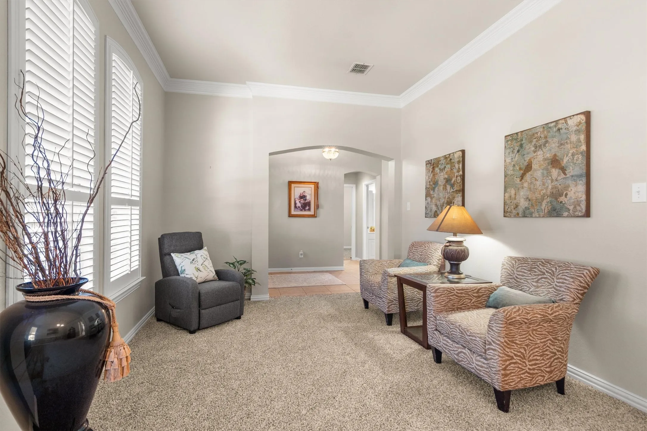 Single Family Residence For Sale in Denton County , 2709 Lake Ville Lane, Flower Mound, Texas 75022, 3 Bedroom, 2 Bathroom, 2 Garage spaces, 2,358 Sqft, built in 1994, mls#21406707, Real Estate Agent in Flower Mound, Homes For Sale in Denton county, Homes For Sale in Flower Mound, Realtor in Flower Mound Texas, Real Estate Brokerage Independent Realty Texas, Luminita Cordes Realtor