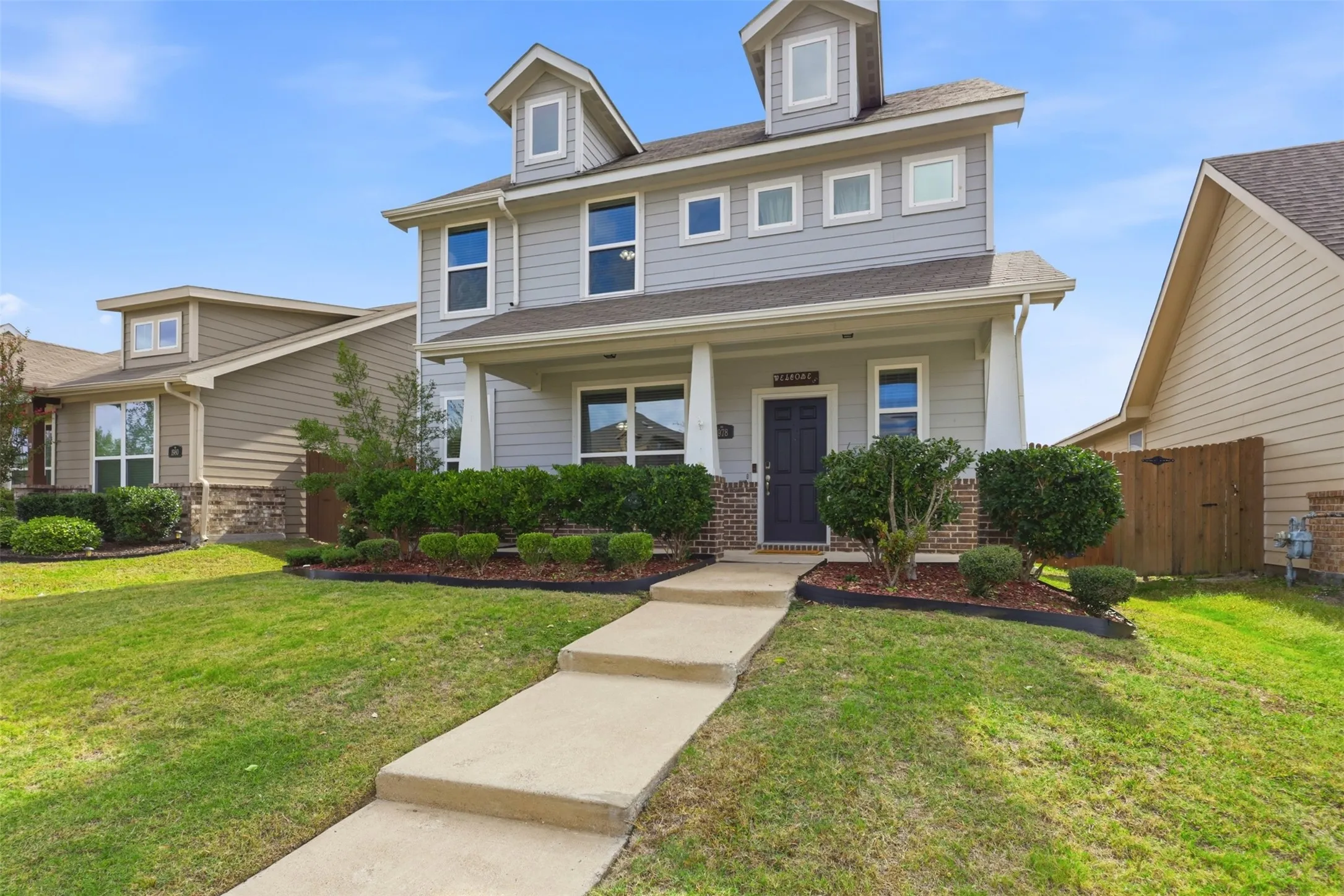 Single Family Residence For Sale in Kaufman County , 1978 Sunnybrook Drive, Heartland, Texas 75126, 3 Bedroom, 3 Bathroom, 2 Garage spaces, 2,172 Sqft, built in 2018, mls#21404839, Real Estate Agent in Heartland, Homes For Sale in Kaufman county, Homes For Sale in Heartland, Realtor in Heartland Texas, Real Estate Brokerage Independent Realty Texas, Luminita Cordes Realtor