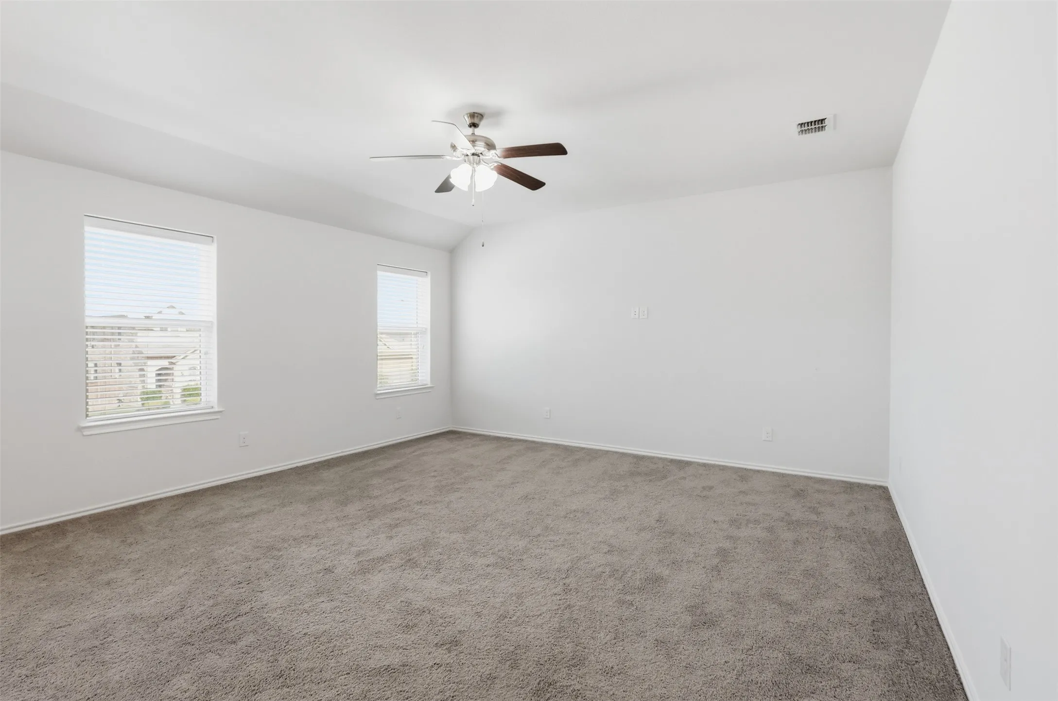 Large flex room upstairs that can be used as a 2nd living area, game room, etc.