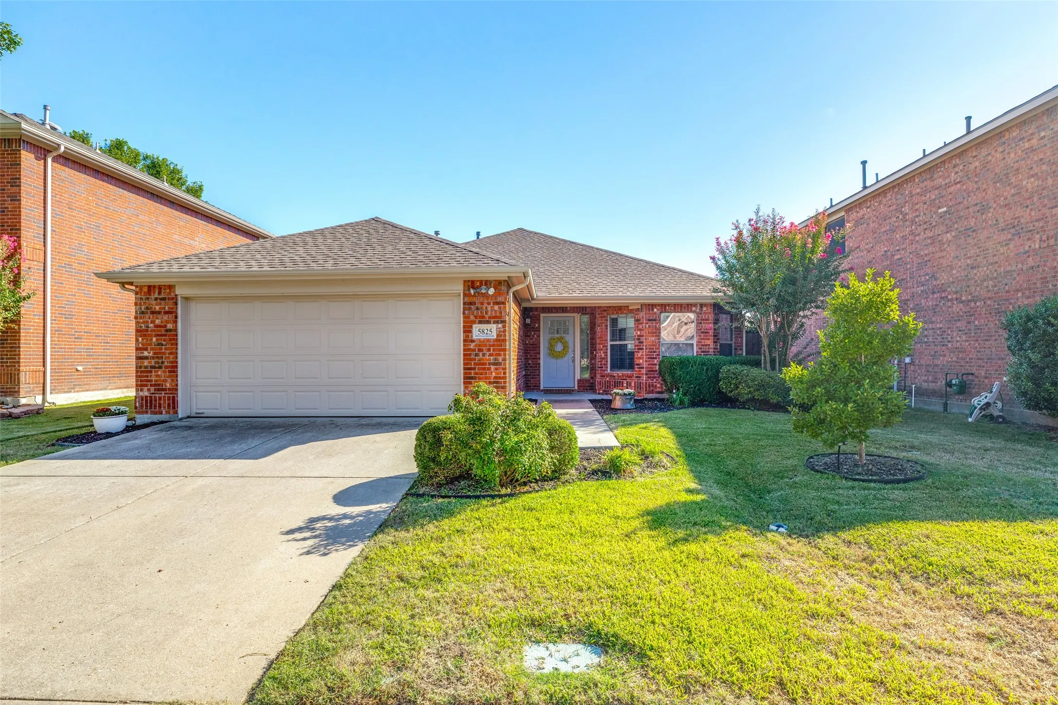 Single Family Residence For Sale in Collin County , 5825 Quicksilver Drive, Mc Kinney, Texas 75070, 3 Bedroom, 2 Bathroom, 2 Garage spaces, 1,706 Sqft, built in 2006, mls#21404281, Real Estate Agent in Mc Kinney, Homes For Sale in Collin county, Homes For Sale in Mc Kinney, Realtor in Mc Kinney Texas, Real Estate Brokerage Independent Realty Texas, Luminita Cordes Realtor