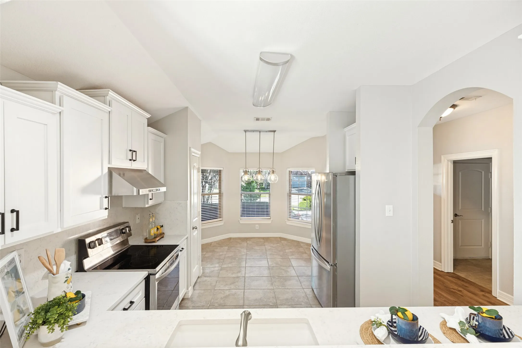Single Family Residence For Sale in Collin County , 5825 Quicksilver Drive, Mc Kinney, Texas 75070, 3 Bedroom, 2 Bathroom, 2 Garage spaces, 1,706 Sqft, built in 2006, mls#21404281, Real Estate Agent in Mc Kinney, Homes For Sale in Collin county, Homes For Sale in Mc Kinney, Realtor in Mc Kinney Texas, Real Estate Brokerage Independent Realty Texas, Luminita Cordes Realtor