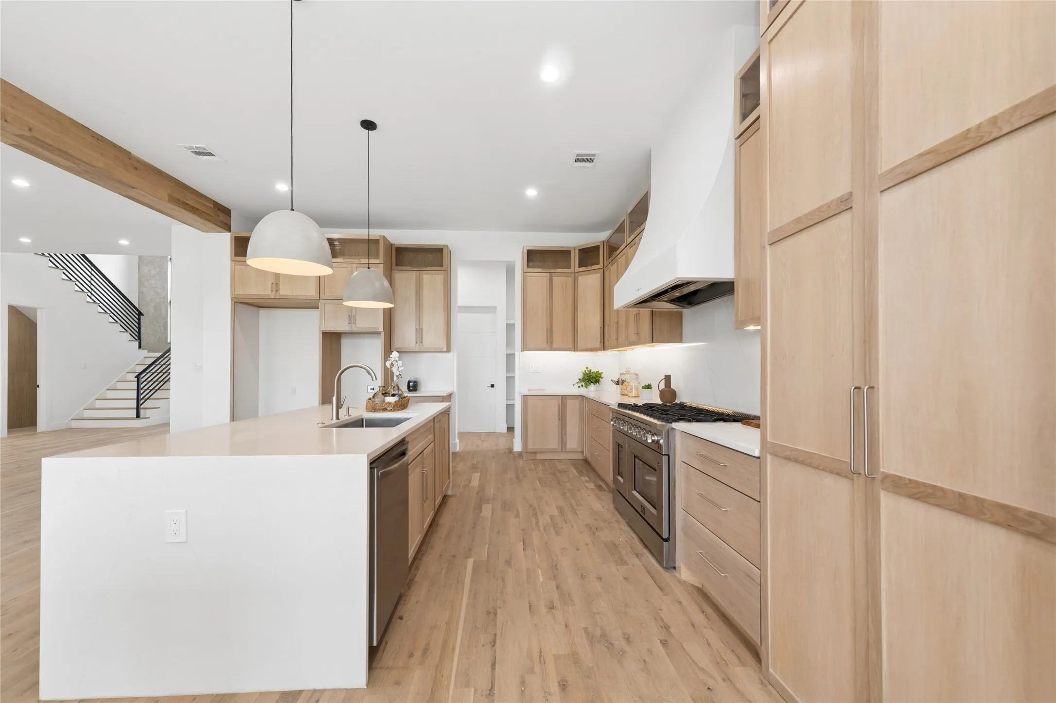 Single Family Residence For Sale in Collin County , 208 W Cottage Hill Parkway, Weston, Texas 75009, 5 Bedroom, 5 Bathroom, 3 Garage spaces, 5,228 Sqft, built in 2026, mls#21406410, Real Estate Agent in Weston, Homes For Sale in Collin county, Homes For Sale in Weston, Realtor in Weston Texas, Real Estate Brokerage Independent Realty Texas, Luminita Cordes Realtor