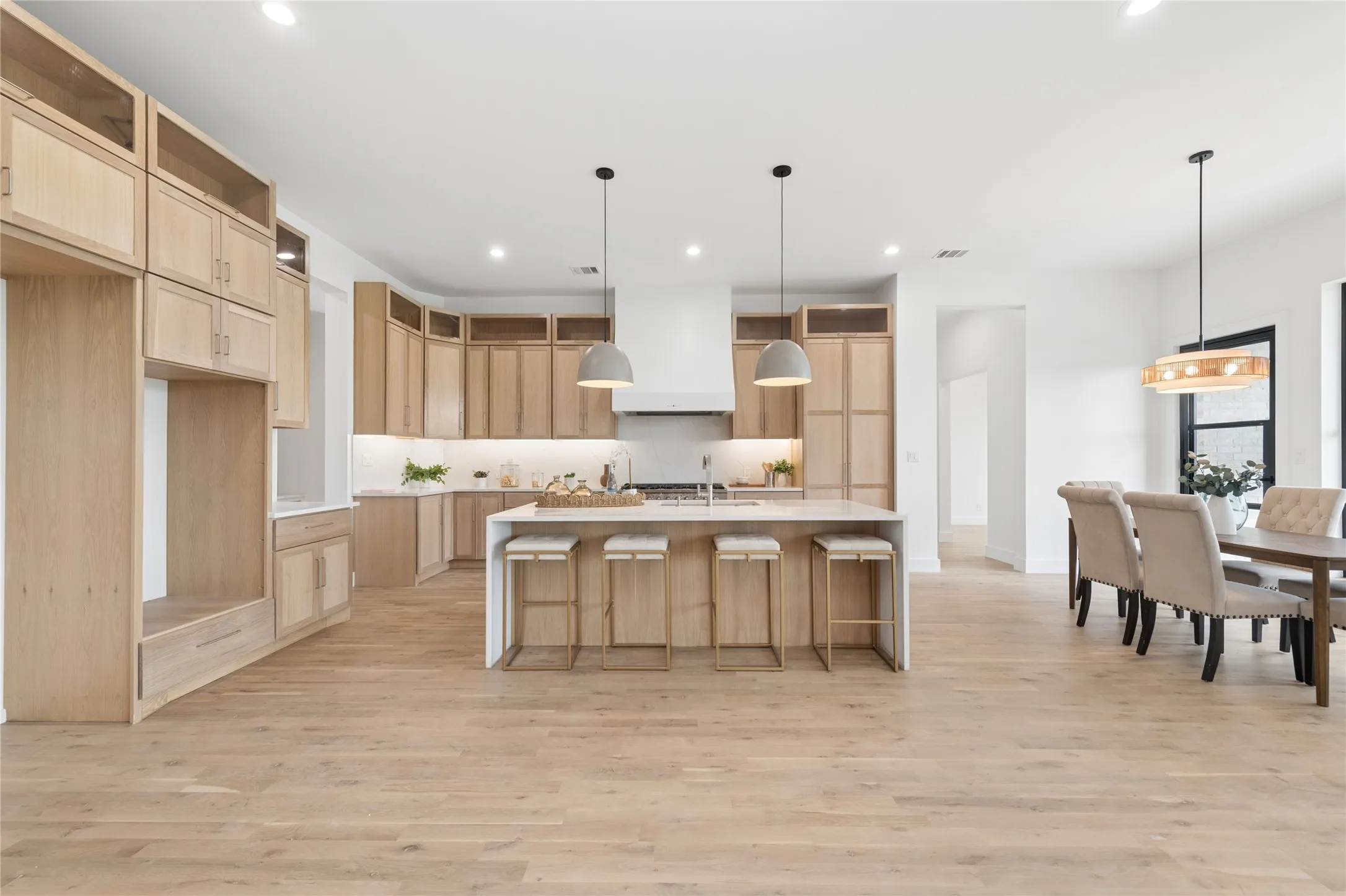 Single Family Residence For Sale