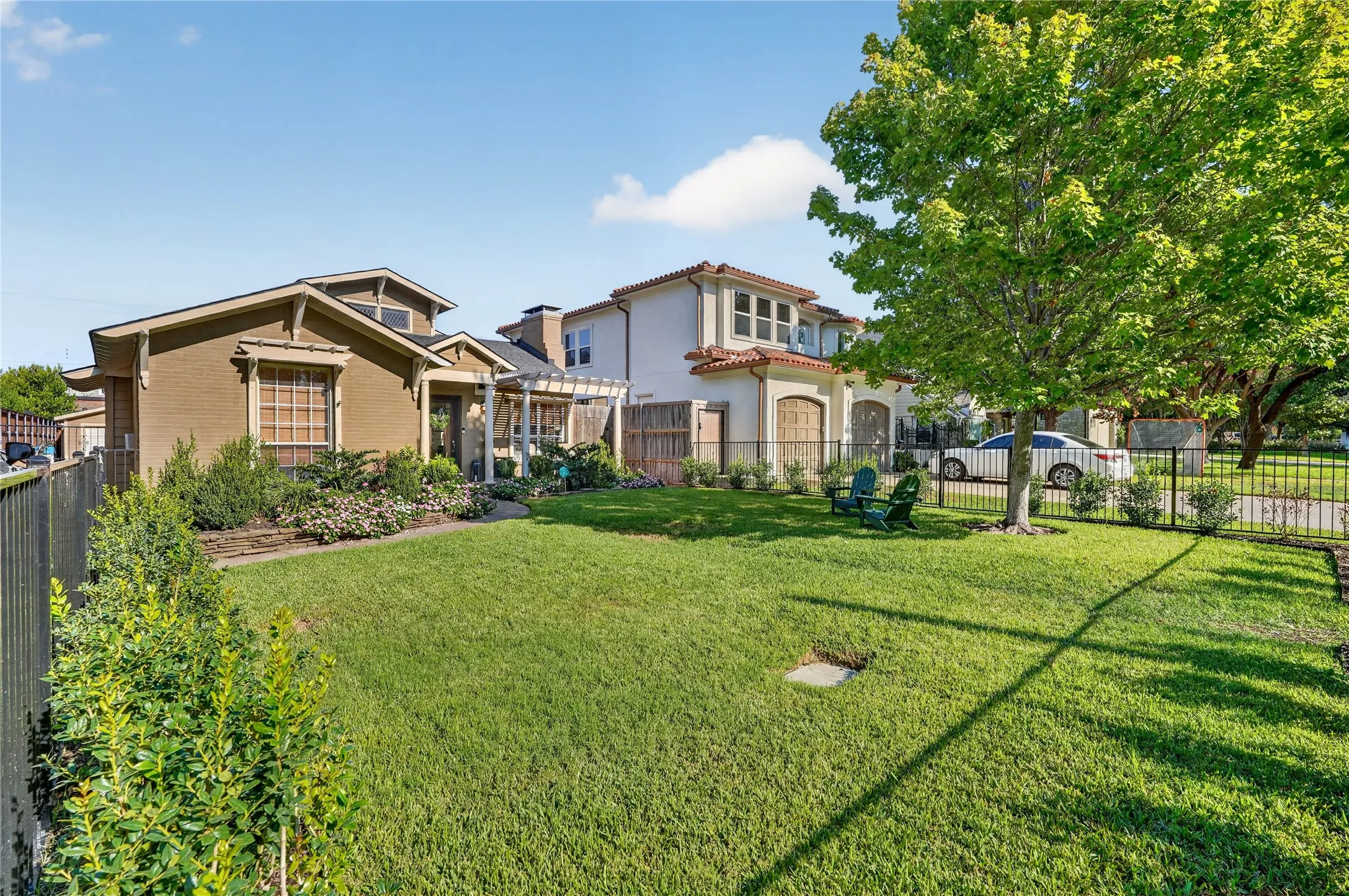 Single Family Residence For Sale in Dallas County , 4639 Elsby Avenue, Dallas, Texas 75209, 3 Bedroom, 2 Bathroom, 2 Garage spaces, 2,371 Sqft, built in 1944, mls#21400948, Real Estate Agent in Dallas, Homes For Sale in Dallas county, Homes For Sale in Dallas, Realtor in Dallas Texas, Real Estate Brokerage Independent Realty Texas, Luminita Cordes Realtor