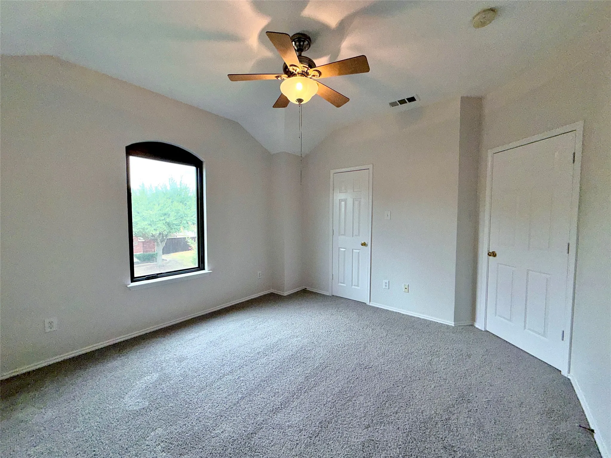 Single Family Residence For Sale in Denton County , 6416 Wexley Lane, The Colony, Texas 75056, 4 Bedroom, 4 Bathroom, 2 Garage spaces, 3,207 Sqft, built in 1999, mls#21405267, Real Estate Agent in The Colony, Homes For Sale in Denton county, Homes For Sale in The Colony, Realtor in The Colony Texas, Real Estate Brokerage Independent Realty Texas, Luminita Cordes Realtor