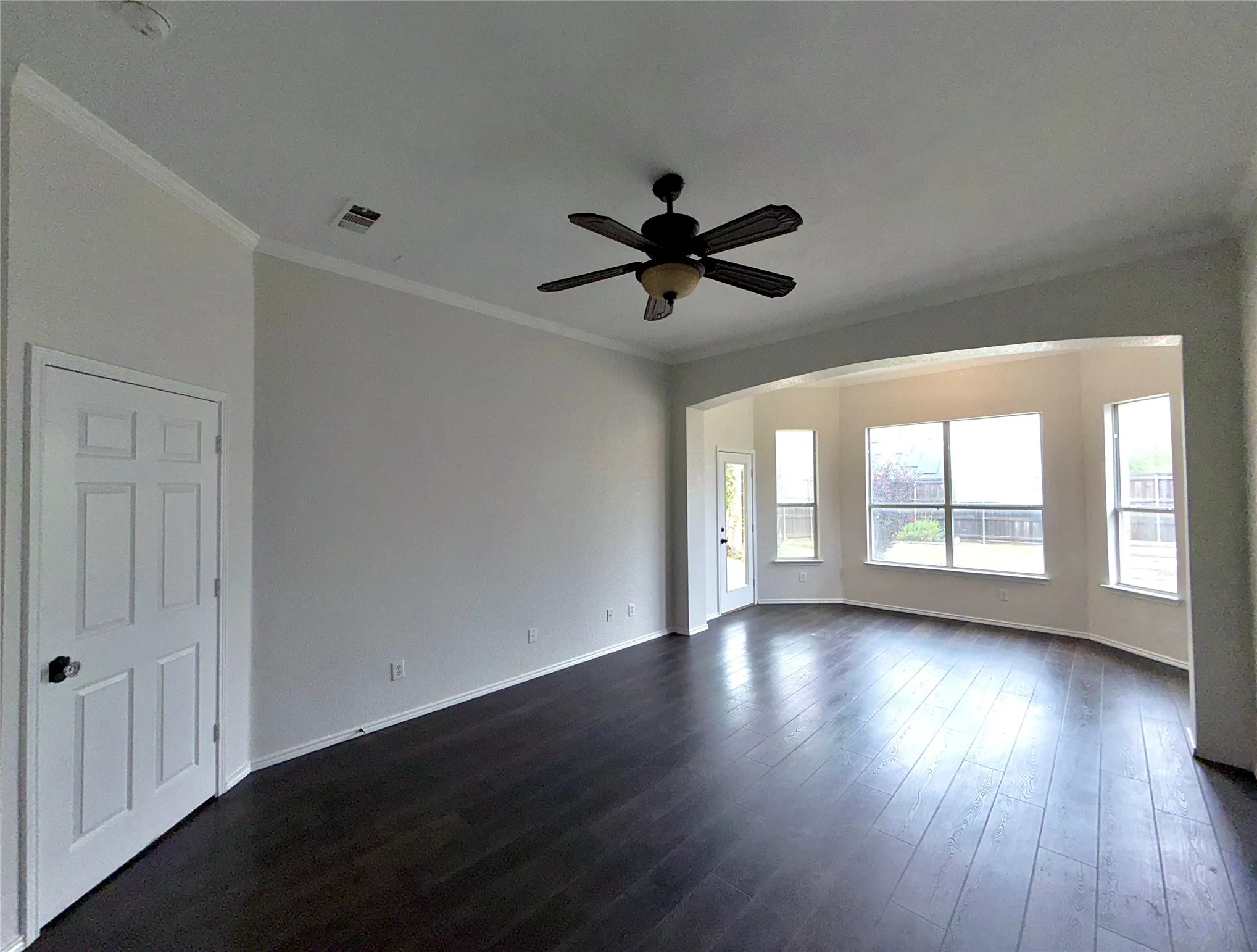 Single Family Residence For Sale in Denton County , 6416 Wexley Lane, The Colony, Texas 75056, 4 Bedroom, 4 Bathroom, 2 Garage spaces, 3,207 Sqft, built in 1999, mls#21405267, Real Estate Agent in The Colony, Homes For Sale in Denton county, Homes For Sale in The Colony, Realtor in The Colony Texas, Real Estate Brokerage Independent Realty Texas, Luminita Cordes Realtor