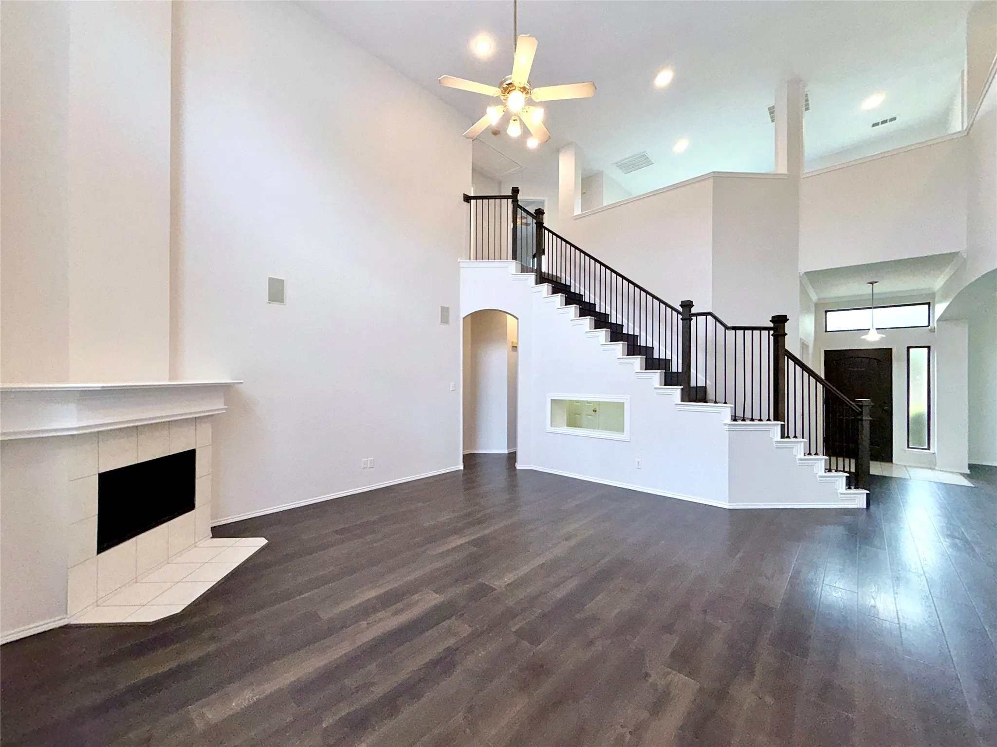 Single Family Residence For Sale in Denton County , 6416 Wexley Lane, The Colony, Texas 75056, 4 Bedroom, 4 Bathroom, 2 Garage spaces, 3,207 Sqft, built in 1999, mls#21405267, Real Estate Agent in The Colony, Homes For Sale in Denton county, Homes For Sale in The Colony, Realtor in The Colony Texas, Real Estate Brokerage Independent Realty Texas, Luminita Cordes Realtor