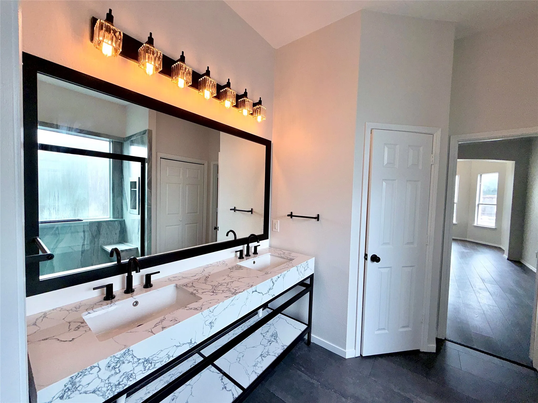 Single Family Residence For Sale in Denton County , 6416 Wexley Lane, The Colony, Texas 75056, 4 Bedroom, 4 Bathroom, 2 Garage spaces, 3,207 Sqft, built in 1999, mls#21405267, Real Estate Agent in The Colony, Homes For Sale in Denton county, Homes For Sale in The Colony, Realtor in The Colony Texas, Real Estate Brokerage Independent Realty Texas, Luminita Cordes Realtor