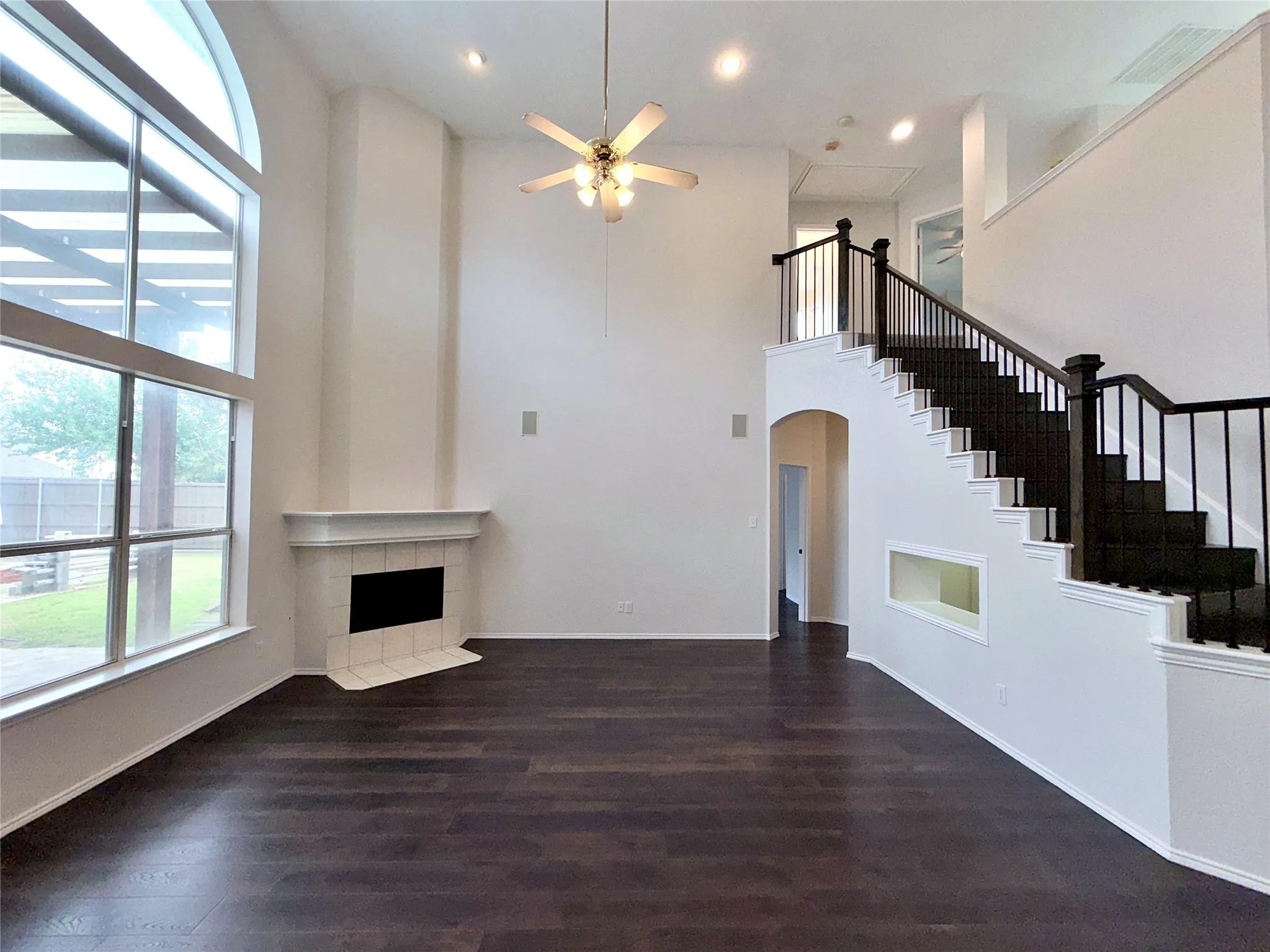 Single Family Residence For Sale in Denton County , 6416 Wexley Lane, The Colony, Texas 75056, 4 Bedroom, 4 Bathroom, 2 Garage spaces, 3,207 Sqft, built in 1999, mls#21405267, Real Estate Agent in The Colony, Homes For Sale in Denton county, Homes For Sale in The Colony, Realtor in The Colony Texas, Real Estate Brokerage Independent Realty Texas, Luminita Cordes Realtor
