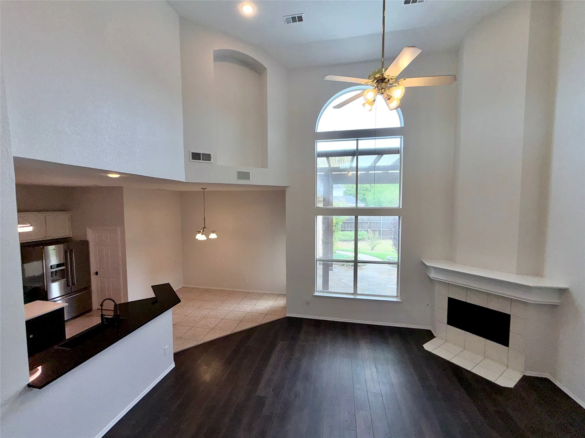 Single Family Residence For Sale in Denton County , 6416 Wexley Lane, The Colony, Texas 75056, 4 Bedroom, 4 Bathroom, 2 Garage spaces, 3,207 Sqft, built in 1999, mls#21405267, Real Estate Agent in The Colony, Homes For Sale in Denton county, Homes For Sale in The Colony, Realtor in The Colony Texas, Real Estate Brokerage Independent Realty Texas, Luminita Cordes Realtor