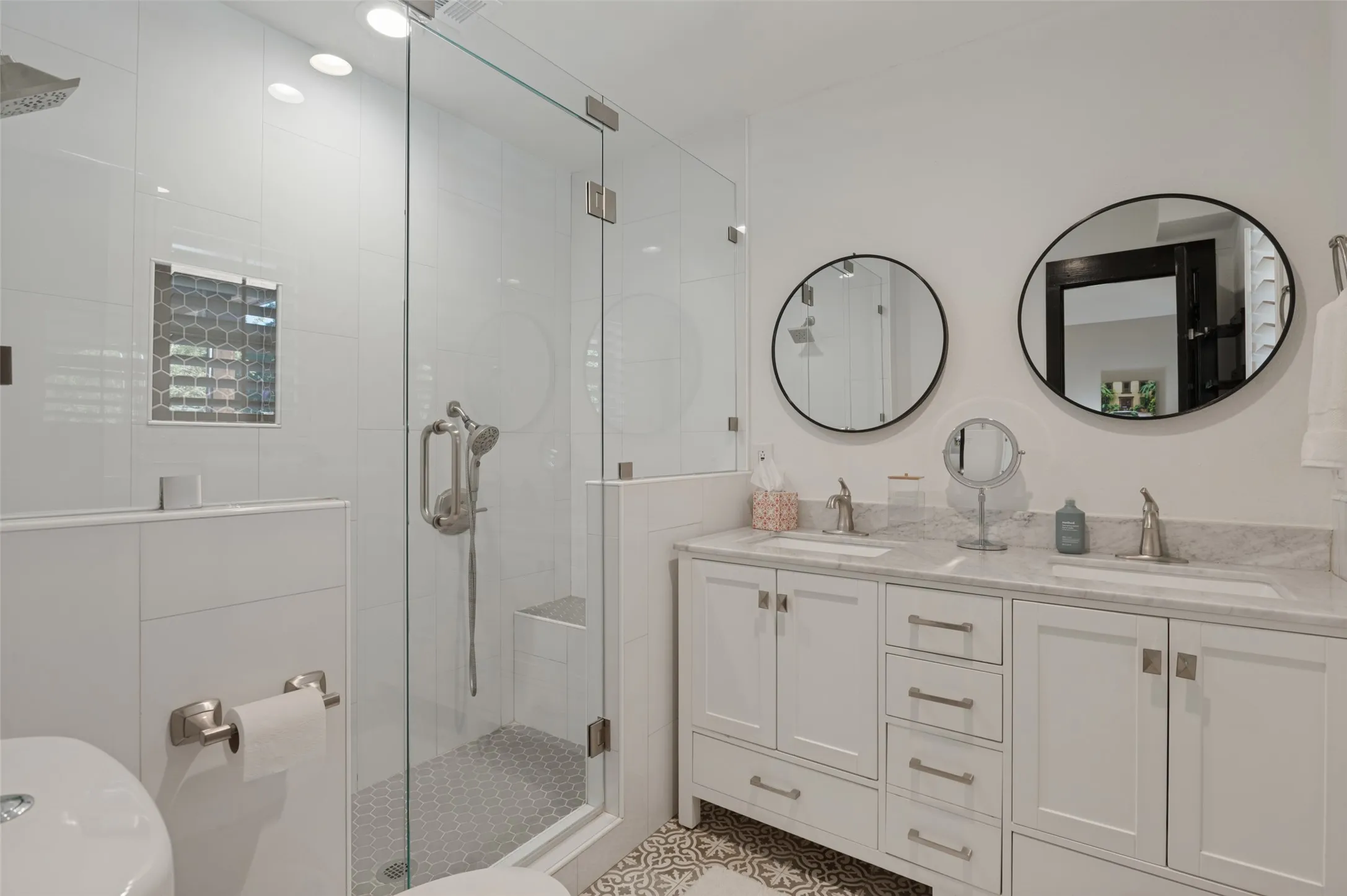 Single Family Residence For Rent in Dallas County , 10355 Carry Back Circle, Dallas, Texas 75229, 4 Bedroom, 3 Bathroom, 2 Garage spaces, 2,322 Sqft, built in 1965, mls#21407096, Real Estate Agent in Dallas, Homes For Rent in Dallas county, Homes For Rent in Dallas, Realtor in Dallas Texas, Real Estate Brokerage Independent Realty Texas, Luminita Cordes Realtor