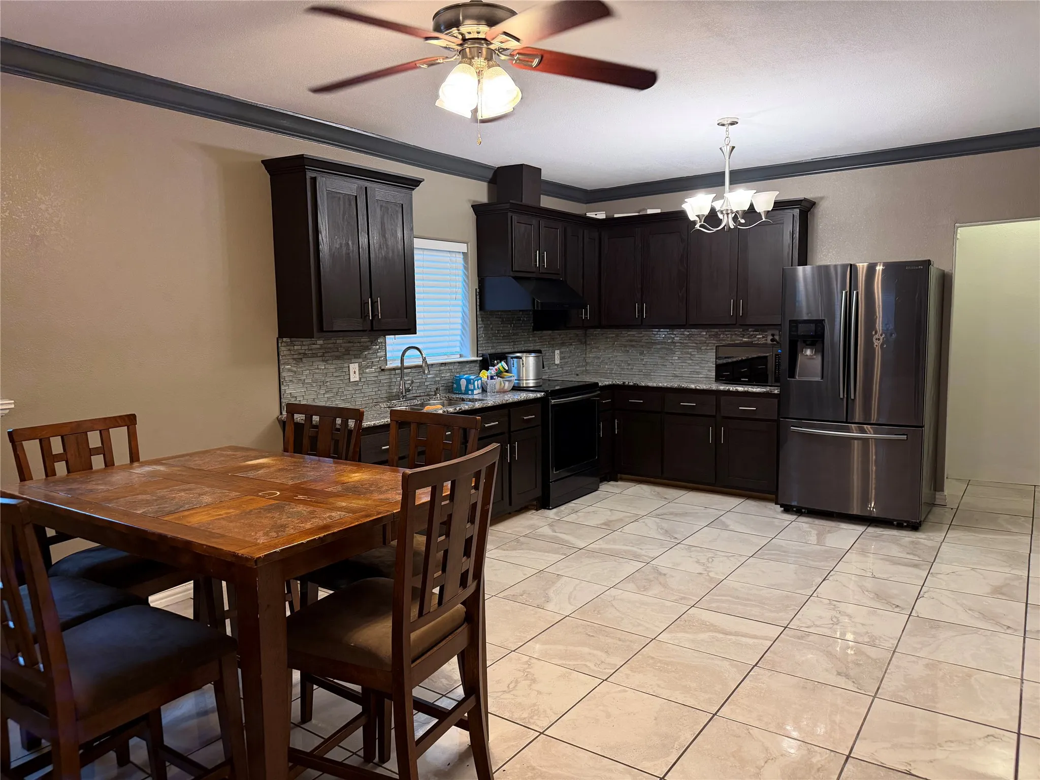 Single Family Residence For Rent in Mc Lennan County , 302 Cherry Street, Waco, Texas 76704, 3 Bedroom, 1 Bathroom, Garage spaces, 1,176 Sqft, built in 1929, mls#21405868, Real Estate Agent in Waco, Homes For Rent in Mc Lennan county, Homes For Rent in Waco, Realtor in Waco Texas, Real Estate Brokerage Independent Realty Texas, Luminita Cordes Realtor