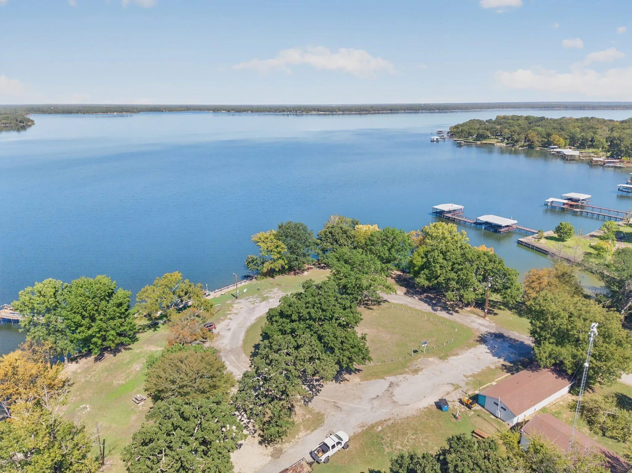 Single Family Residence For Sale in Hunt County , 3016 Payne Street, Wills Point, Texas 75169, 3 Bedroom, 2 Bathroom, Garage spaces, 1,799 Sqft, built in 1976, mls#21403708, Real Estate Agent in Wills Point, Homes For Sale in Hunt county, Homes For Sale in Wills Point, Realtor in Wills Point Texas, Real Estate Brokerage Independent Realty Texas, Luminita Cordes Realtor