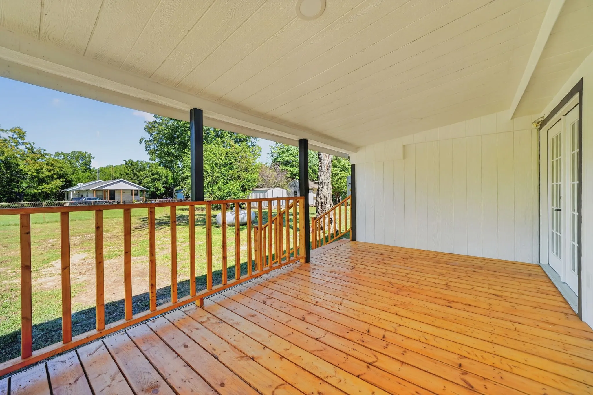 Single Family Residence For Sale in Hunt County , 3016 Payne Street, Wills Point, Texas 75169, 3 Bedroom, 2 Bathroom, Garage spaces, 1,799 Sqft, built in 1976, mls#21403708, Real Estate Agent in Wills Point, Homes For Sale in Hunt county, Homes For Sale in Wills Point, Realtor in Wills Point Texas, Real Estate Brokerage Independent Realty Texas, Luminita Cordes Realtor