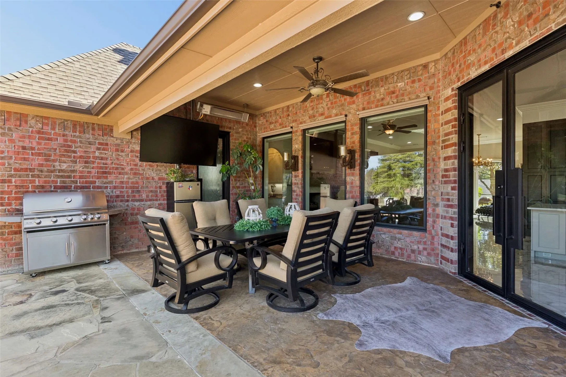 Single Family Residence For Sale in Collin County , 4613 Lake Breeze Drive, Mc Kinney, Texas 75071, 4 Bedroom, 5 Bathroom, 3 Garage spaces, 3,182 Sqft, built in 2007, mls#21405984, Real Estate Agent in Mc Kinney, Homes For Sale in Collin county, Homes For Sale in Mc Kinney, Realtor in Mc Kinney Texas, Real Estate Brokerage Independent Realty Texas, Luminita Cordes Realtor