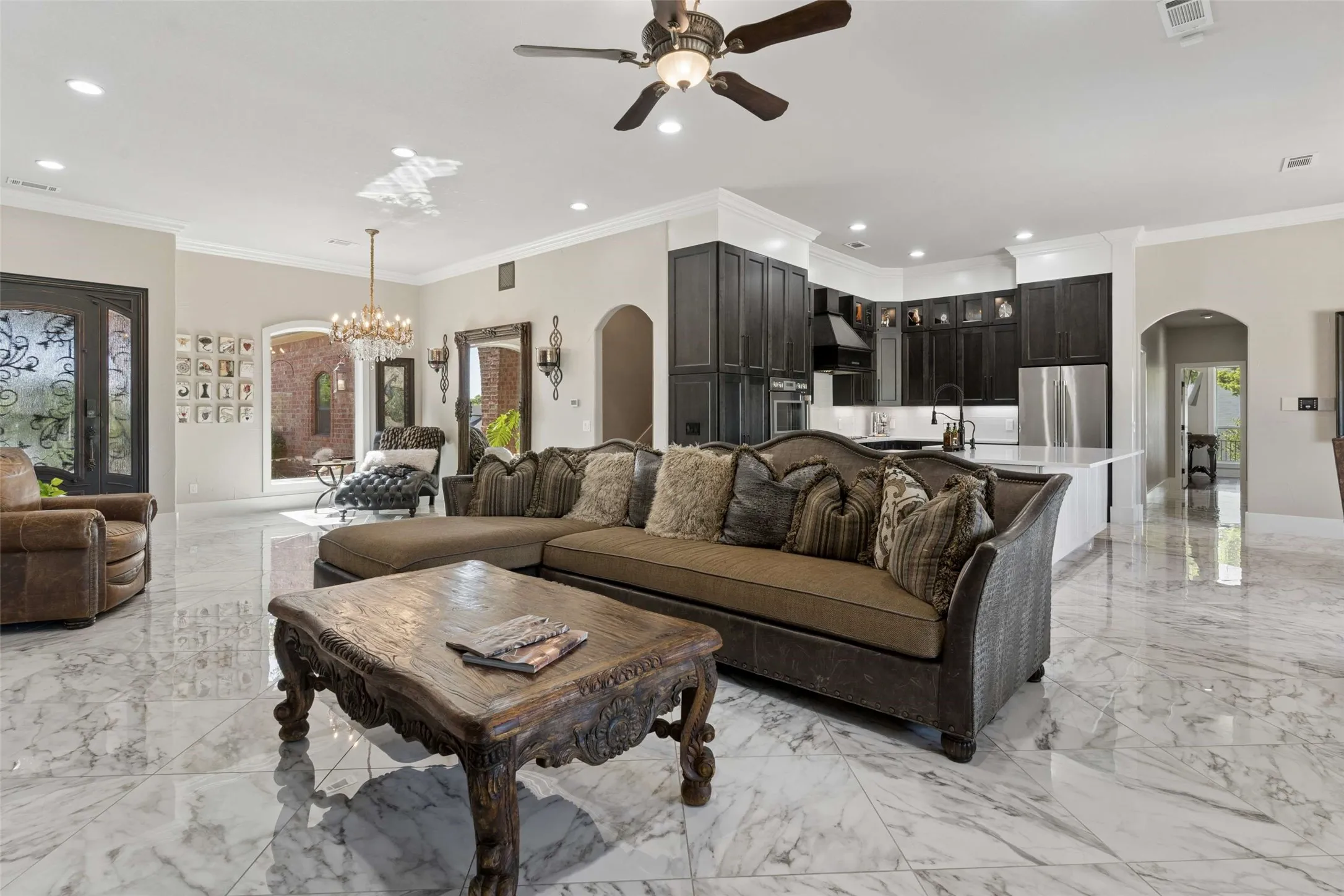 Single Family Residence For Sale in Collin County , 4613 Lake Breeze Drive, Mc Kinney, Texas 75071, 4 Bedroom, 5 Bathroom, 3 Garage spaces, 3,182 Sqft, built in 2007, mls#21405984, Real Estate Agent in Mc Kinney, Homes For Sale in Collin county, Homes For Sale in Mc Kinney, Realtor in Mc Kinney Texas, Real Estate Brokerage Independent Realty Texas, Luminita Cordes Realtor