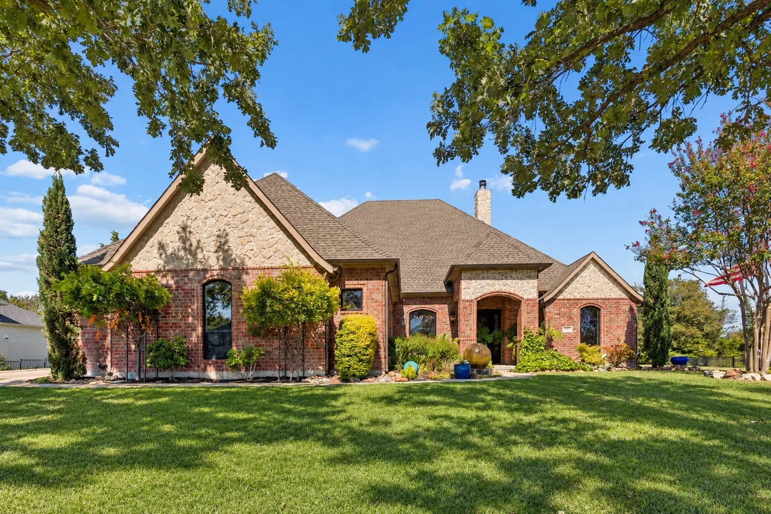 Single Family Residence For Sale