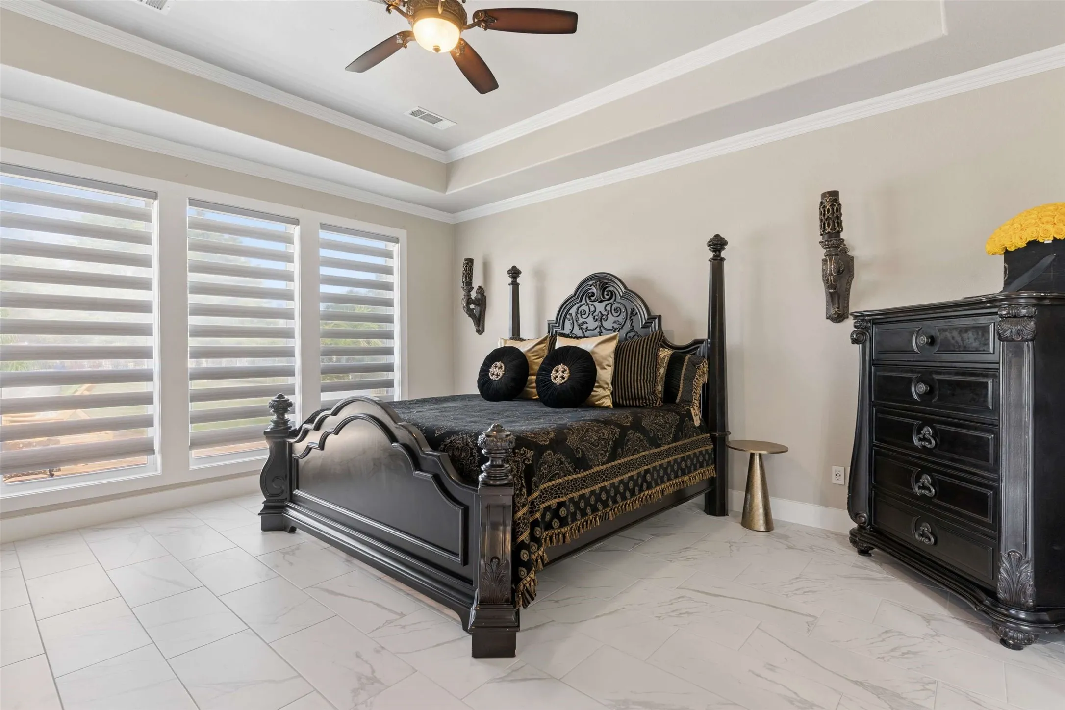 Single Family Residence For Sale in Collin County , 4613 Lake Breeze Drive, Mc Kinney, Texas 75071, 4 Bedroom, 5 Bathroom, 3 Garage spaces, 3,182 Sqft, built in 2007, mls#21405984, Real Estate Agent in Mc Kinney, Homes For Sale in Collin county, Homes For Sale in Mc Kinney, Realtor in Mc Kinney Texas, Real Estate Brokerage Independent Realty Texas, Luminita Cordes Realtor