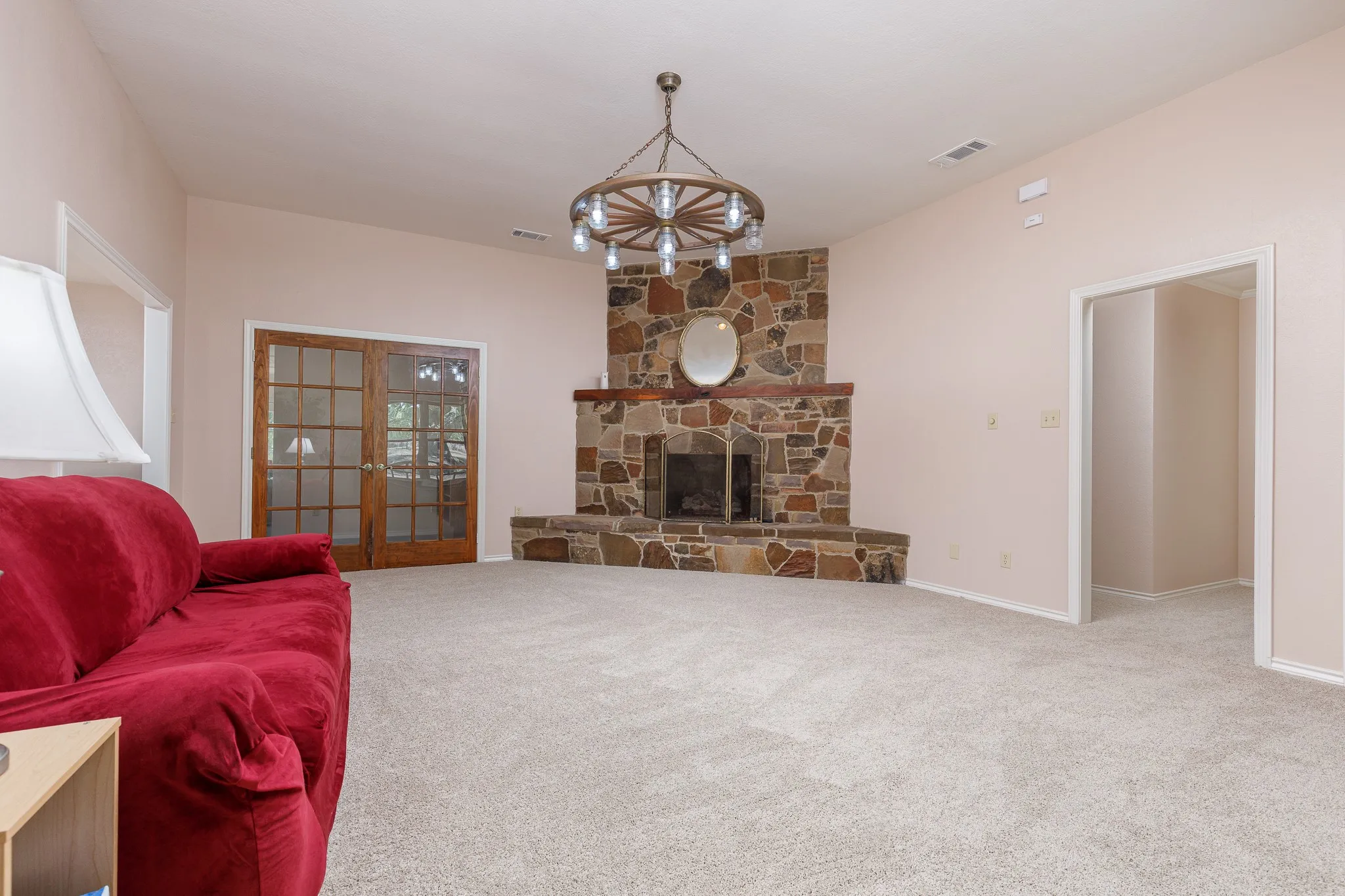 Single Family Residence For Sale in Fannin County , 6607 S State Highway 78 Highway, Bonham, Texas 75418, 3 Bedroom, 3 Bathroom, Garage spaces, 2,290 Sqft, built in 1999, mls#21399717, Real Estate Agent in Bonham, Homes For Sale in Fannin county, Homes For Sale in Bonham, Realtor in Bonham Texas, Real Estate Brokerage Independent Realty Texas, Luminita Cordes Realtor