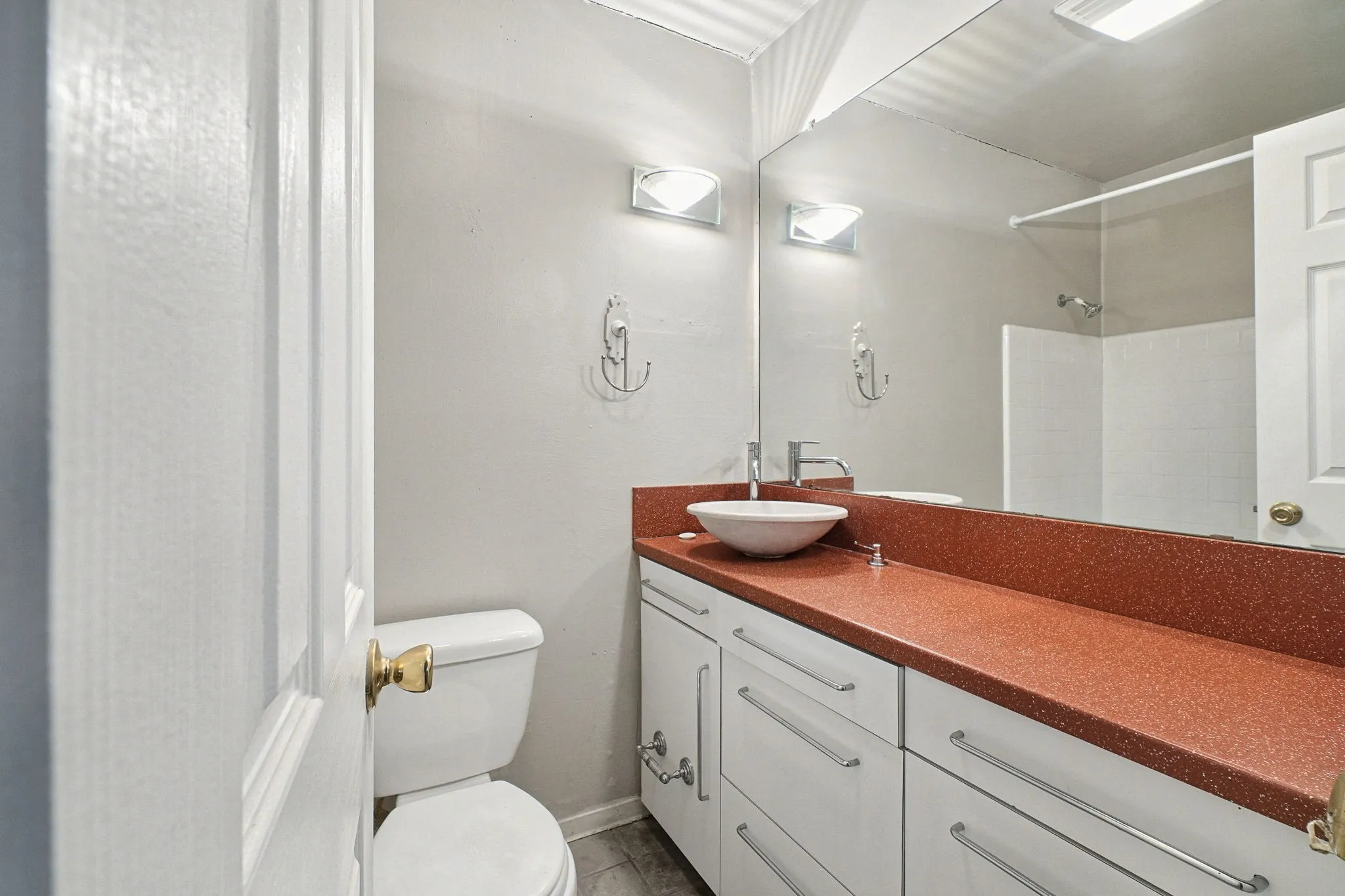 Single Family Residence For Sale in Dallas County , 5321 Saddleback Road, Garland, Texas 75043, 3 Bedroom, 2 Bathroom, 1 Garage spaces, 1,231 Sqft, built in 1972, mls#21406617, Real Estate Agent in Garland, Homes For Sale in Dallas county, Homes For Sale in Garland, Realtor in Garland Texas, Real Estate Brokerage Independent Realty Texas, Luminita Cordes Realtor