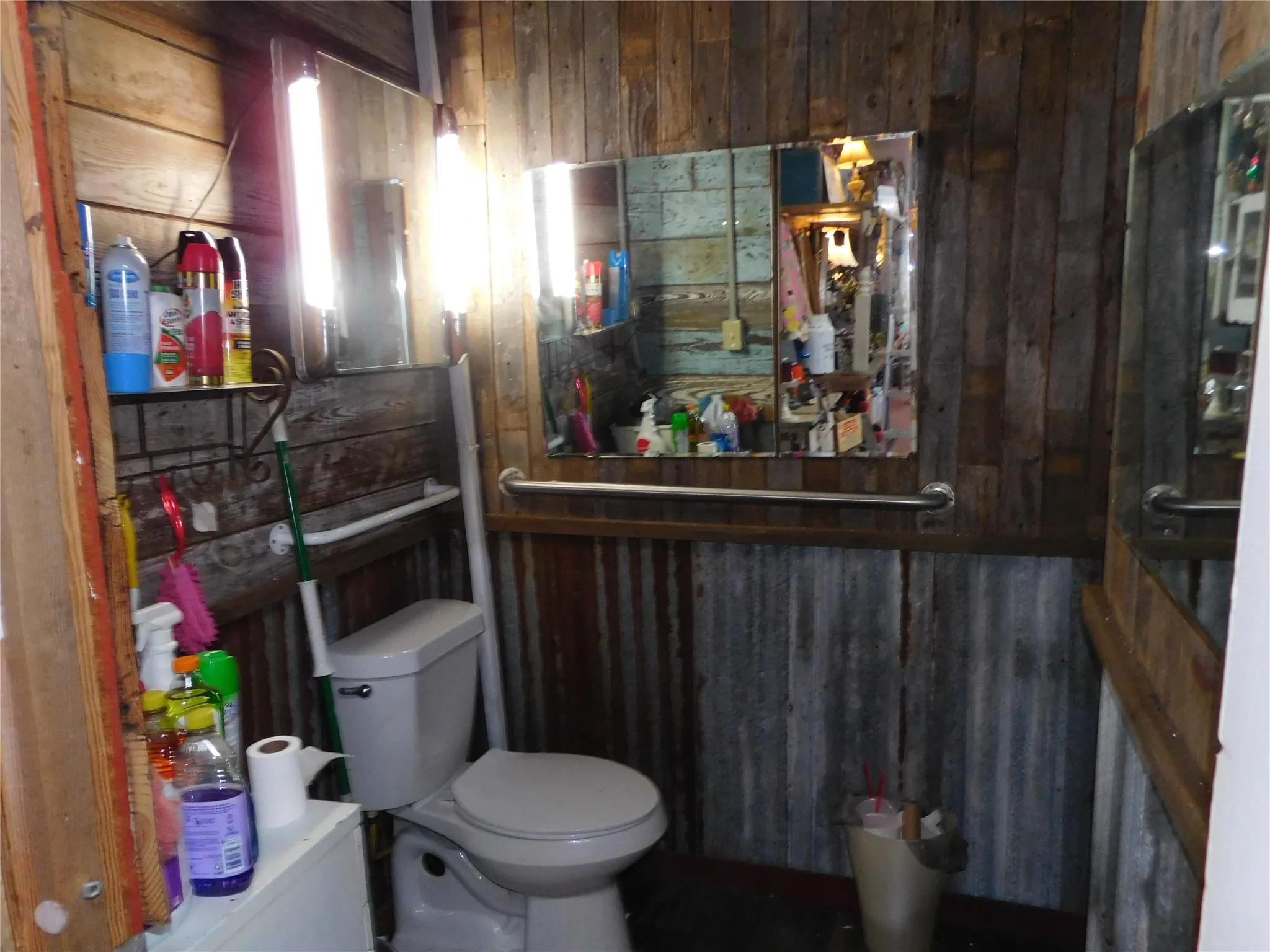 Business For Sale in Limestone County , 1339 E Milam Street, Mexia, Texas 76667, 0, 0, Garage spaces, 1,800 Sqft, built in 1934, mls#21407488, Real Estate Agent in Mexia, Homes For Sale in Limestone county, Homes For Sale in Mexia, Realtor in Mexia Texas, Real Estate Brokerage Independent Realty Texas, Luminita Cordes Realtor