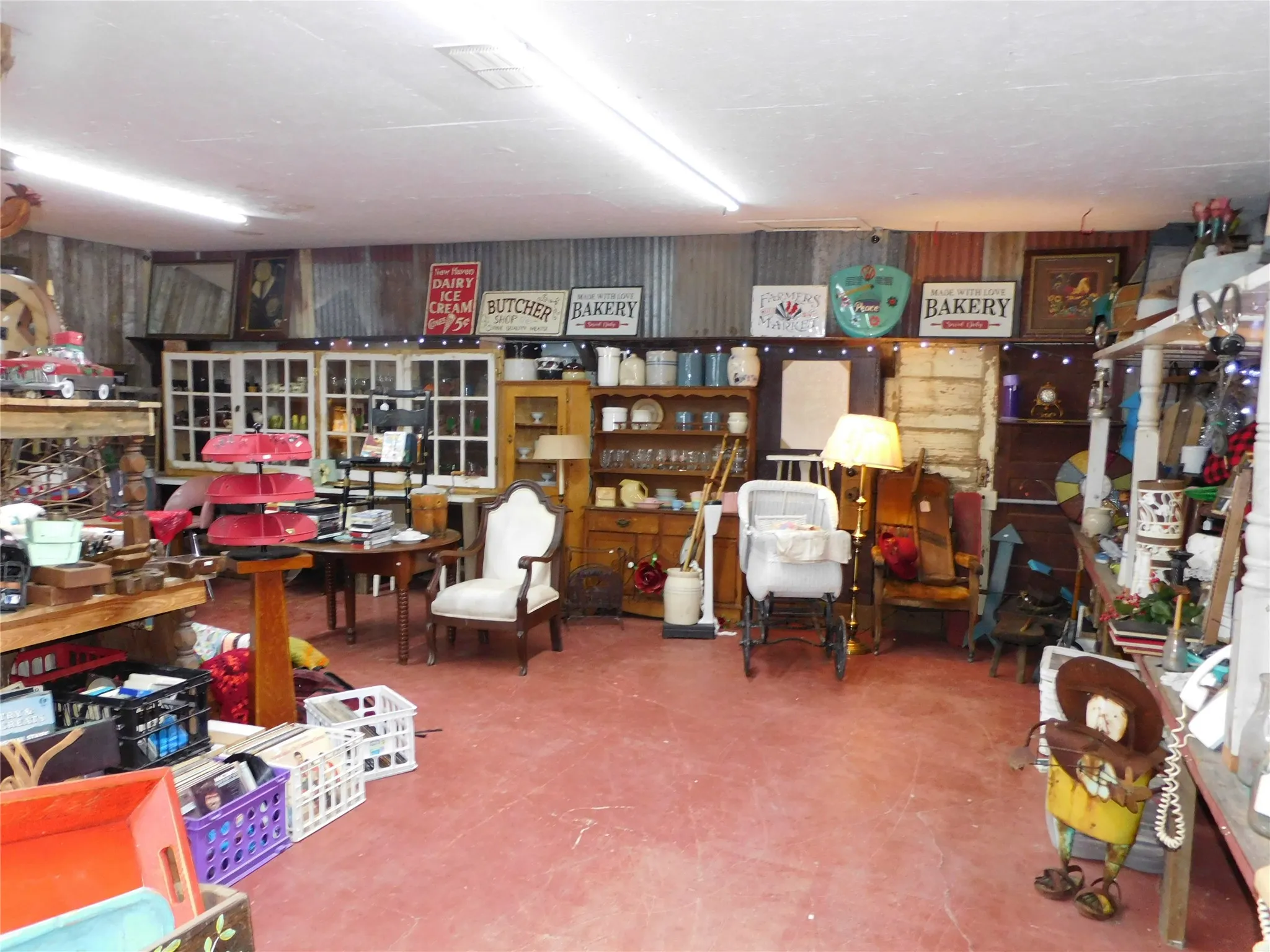 Business For Sale in Limestone County , 1339 E Milam Street, Mexia, Texas 76667, 0, 0, Garage spaces, 1,800 Sqft, built in 1934, mls#21407488, Real Estate Agent in Mexia, Homes For Sale in Limestone county, Homes For Sale in Mexia, Realtor in Mexia Texas, Real Estate Brokerage Independent Realty Texas, Luminita Cordes Realtor