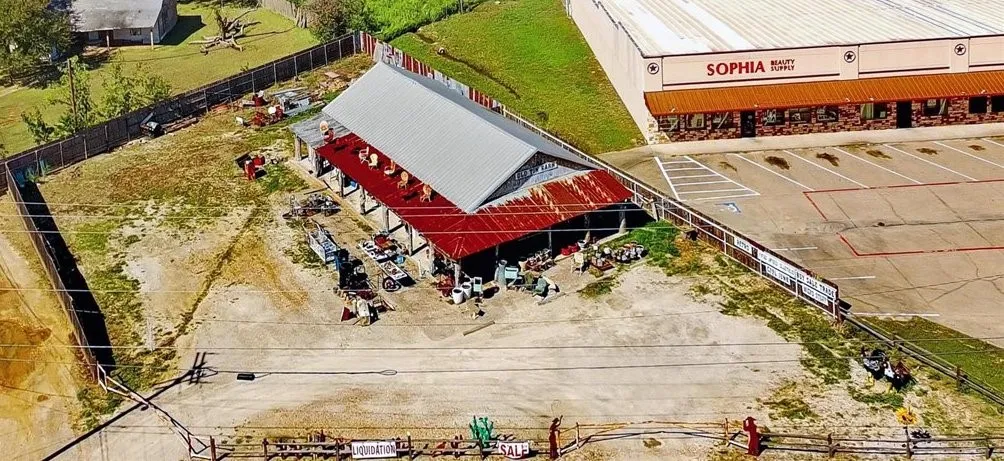Business For Sale in Limestone County , 1339 E Milam Street, Mexia, Texas 76667, 0, 0, Garage spaces, 1,800 Sqft, built in 1934, mls#21407488, Real Estate Agent in Mexia, Homes For Sale in Limestone county, Homes For Sale in Mexia, Realtor in Mexia Texas, Real Estate Brokerage Independent Realty Texas, Luminita Cordes Realtor