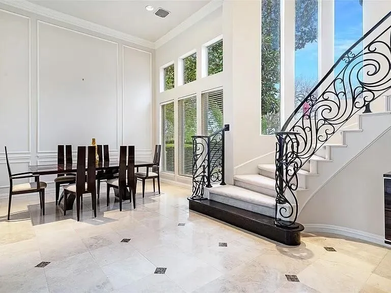 Single Family Residence For Sale in Collin County , 18403 Gibbons Drive, Dallas, Texas 75287, 5 Bedroom, 4 Bathroom, 2 Garage spaces, 3,828 Sqft, built in 1996, mls#21407529, Real Estate Agent in Dallas, Homes For Sale in Collin county, Homes For Sale in Dallas, Realtor in Dallas Texas, Real Estate Brokerage Independent Realty Texas, Luminita Cordes Realtor