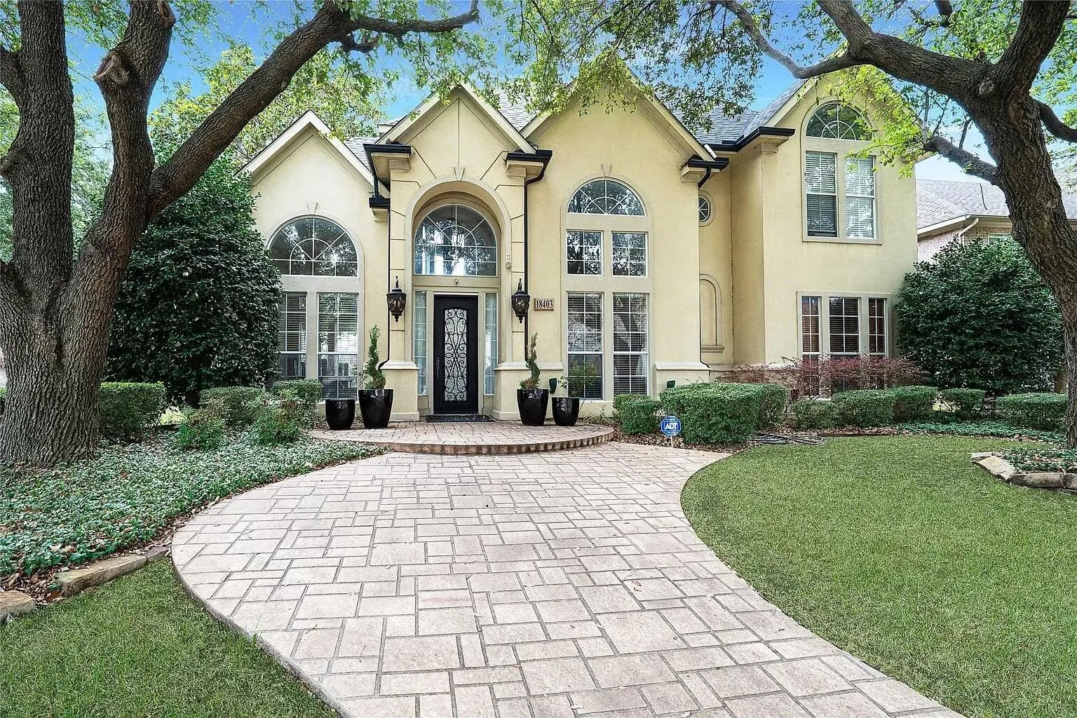 Single Family Residence For Sale