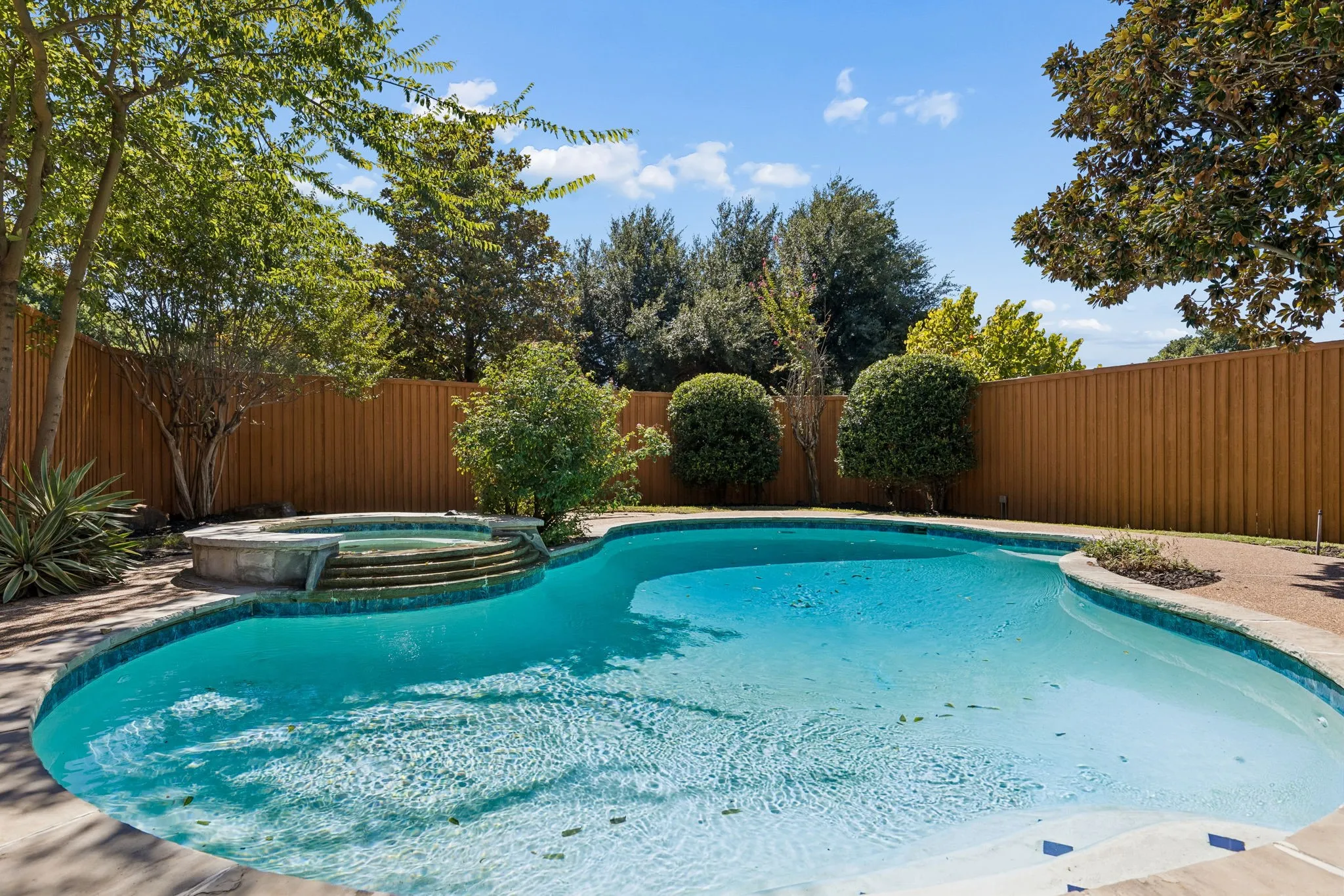 Single Family Residence For Sale in Collin County , 4208 Forbes Drive, Plano, Texas 75093, 4 Bedroom, 4 Bathroom, 2 Garage spaces, 3,179 Sqft, built in 1990, mls#21398629, Real Estate Agent in Plano, Homes For Sale in Collin county, Homes For Sale in Plano, Realtor in Plano Texas, Real Estate Brokerage Independent Realty Texas, Luminita Cordes Realtor