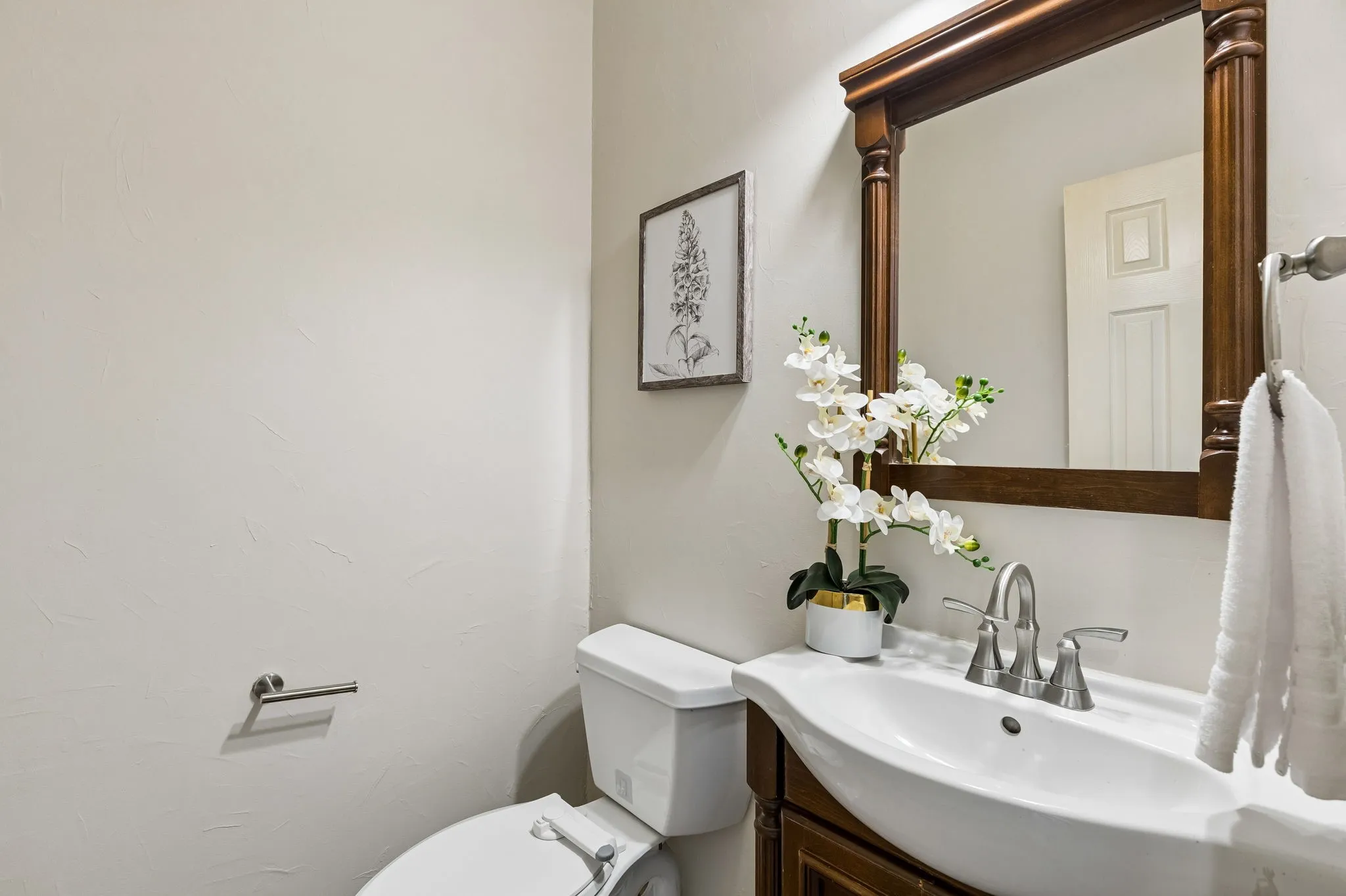 Powder Bath near the kitchen on Level 1