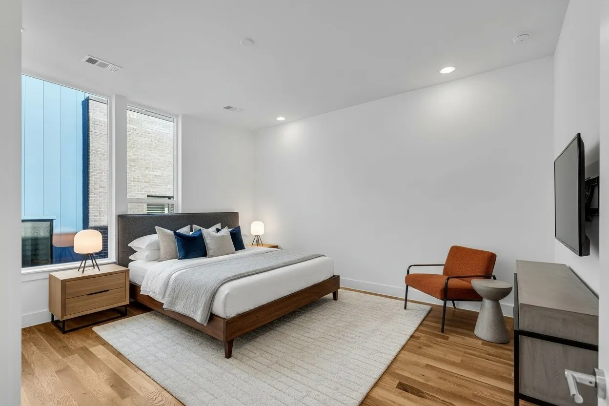 Condominium For Rent in Dallas County , 426 W 9th Street, Dallas, Texas 75208, 3 Bedroom, 4 Bathroom, 2 Garage spaces, 2,150 Sqft, built in 2024, mls#21407543, Real Estate Agent in Dallas, Homes For Rent in Dallas county, Homes For Rent in Dallas, Realtor in Dallas Texas, Real Estate Brokerage Independent Realty Texas, Luminita Cordes Realtor