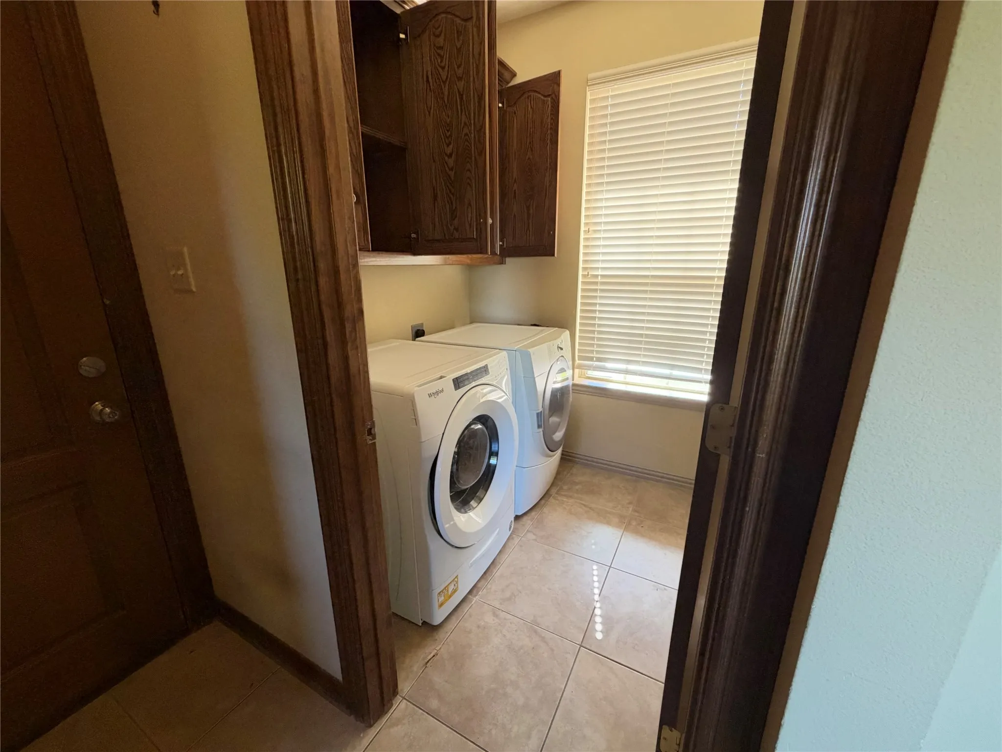 Single Family Residence For Sale in Hunt County , 2054 County Road 1034, Greenville, Texas 75401, 3 Bedroom, 3 Bathroom, 2 Garage spaces, 1,915 Sqft, built in 2005, mls#21407433, Real Estate Agent in Greenville, Homes For Sale in Hunt county, Homes For Sale in Greenville, Realtor in Greenville Texas, Real Estate Brokerage Independent Realty Texas, Luminita Cordes Realtor