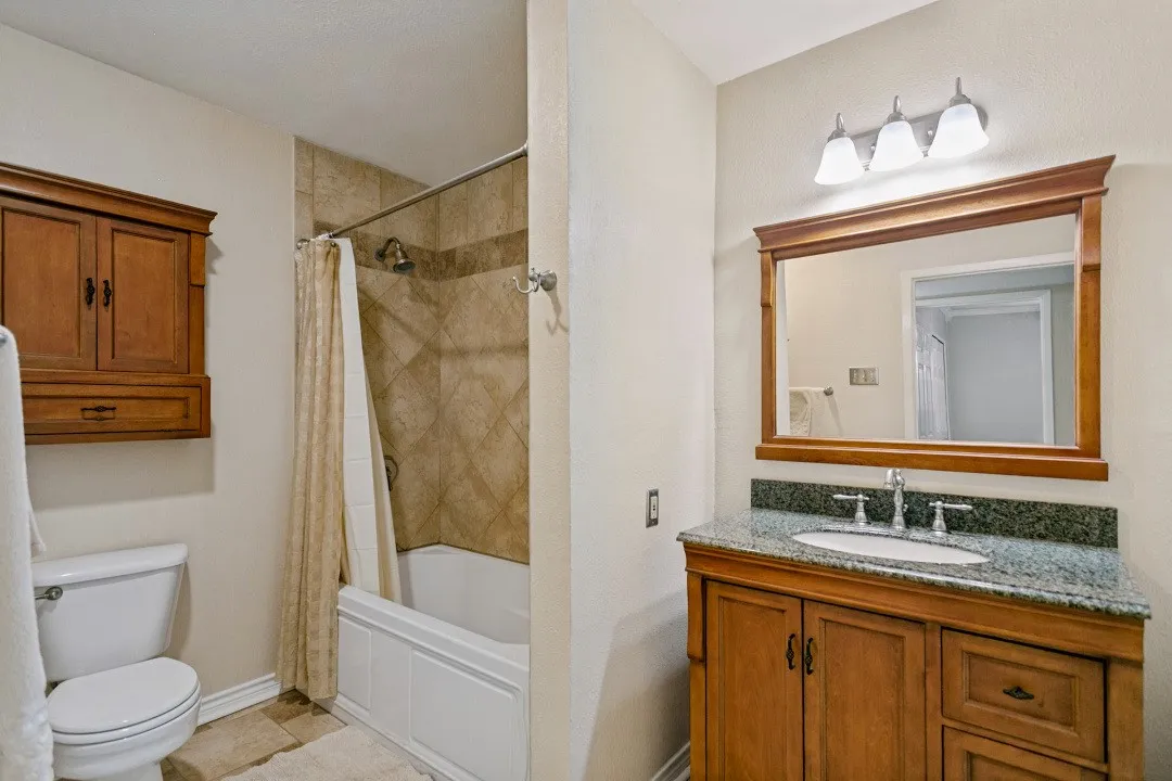 Single Family Residence For Sale in Collin County , 3320 Garner Lane, Plano, Texas 75023, 3 Bedroom, 2 Bathroom, 2 Garage spaces, 1,817 Sqft, built in 1972, mls#21406216, Real Estate Agent in Plano, Homes For Sale in Collin county, Homes For Sale in Plano, Realtor in Plano Texas, Real Estate Brokerage Independent Realty Texas, Luminita Cordes Realtor