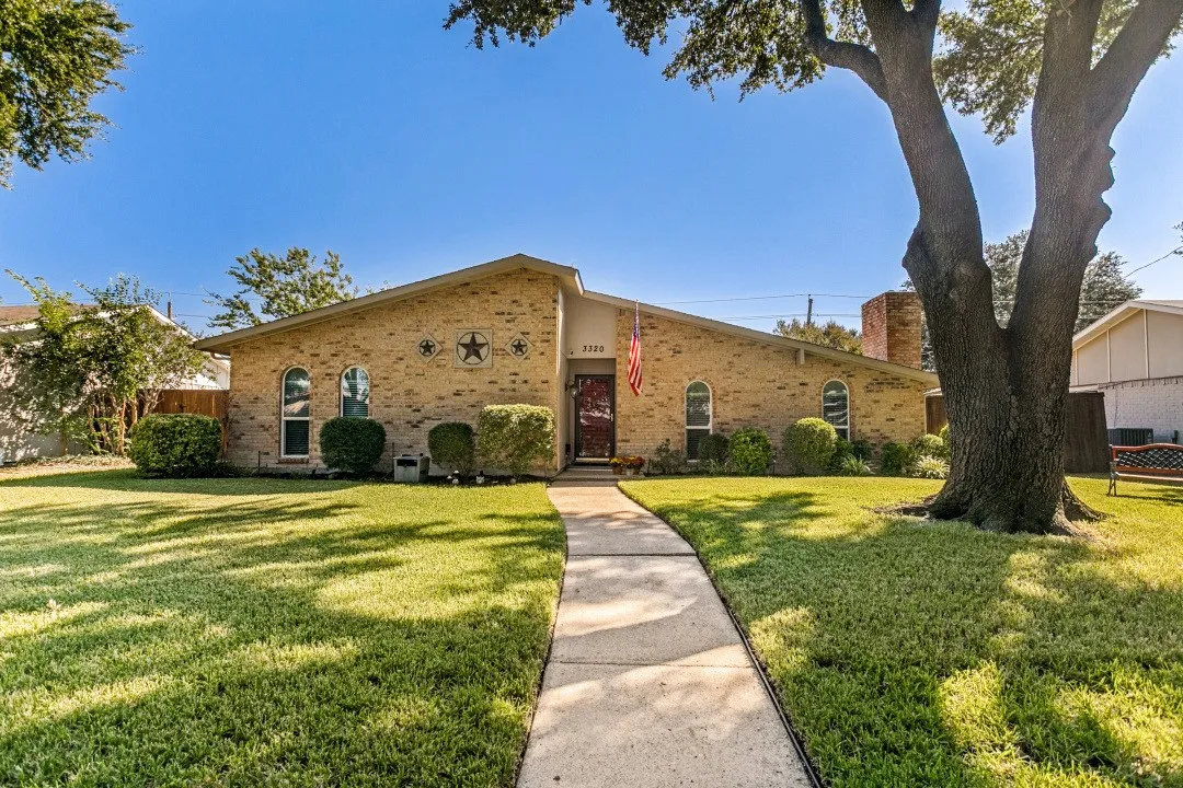 Single Family Residence For Sale