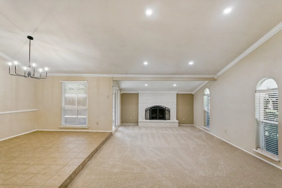 Single Family Residence For Sale in Collin County , 3320 Garner Lane, Plano, Texas 75023, 3 Bedroom, 2 Bathroom, 2 Garage spaces, 1,817 Sqft, built in 1972, mls#21406216, Real Estate Agent in Plano, Homes For Sale in Collin county, Homes For Sale in Plano, Realtor in Plano Texas, Real Estate Brokerage Independent Realty Texas, Luminita Cordes Realtor